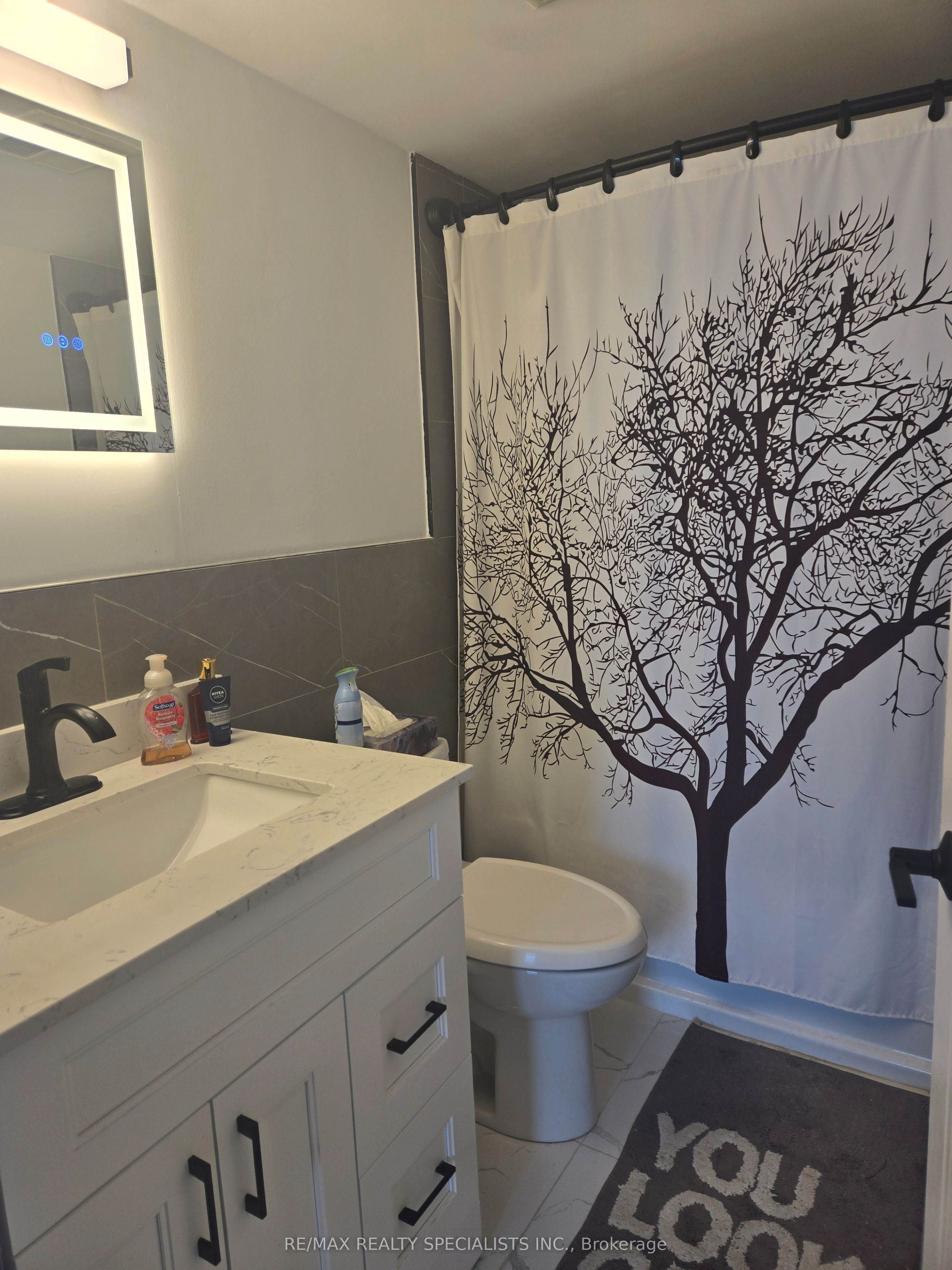 135 Hillcrest Avenue 1204(partially Furnished) Property Photo 10