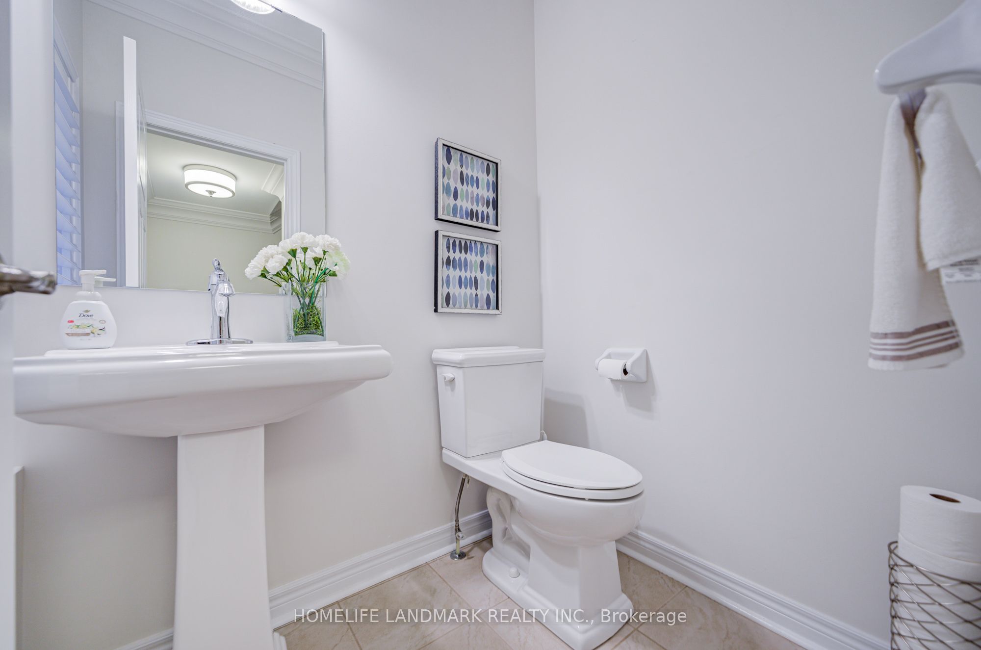 95 Hoey Crescent Property Photo 23