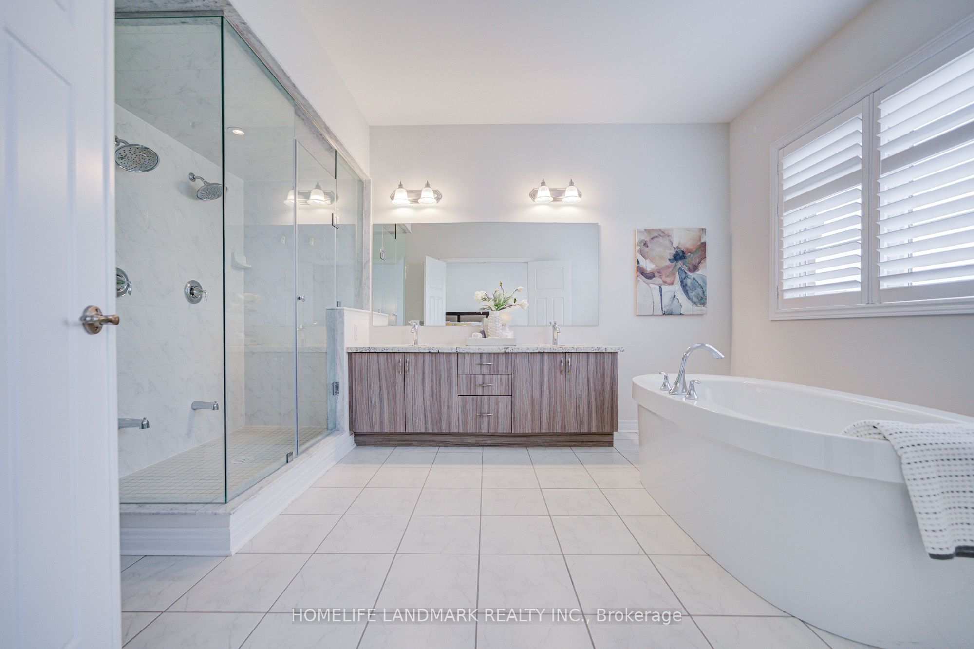 95 Hoey Crescent Property Photo 31