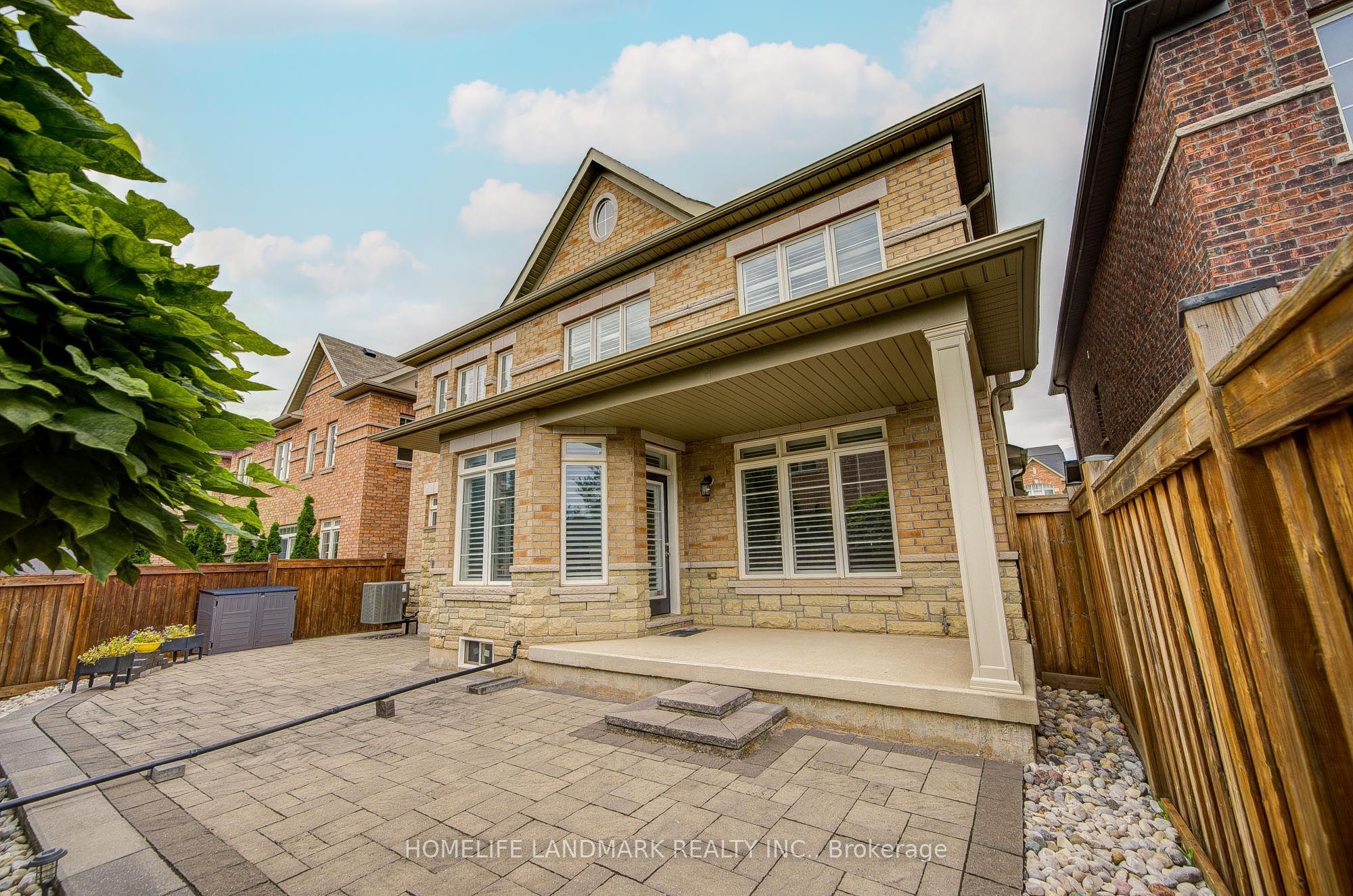 95 Hoey Crescent Property Photo 47