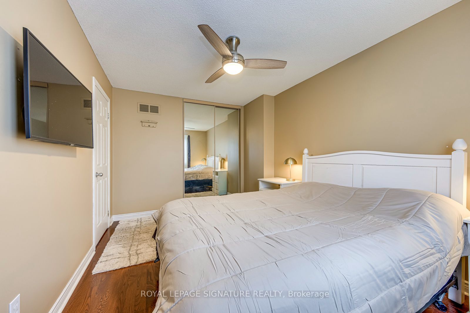 6 Wood Circle Property Photo 14