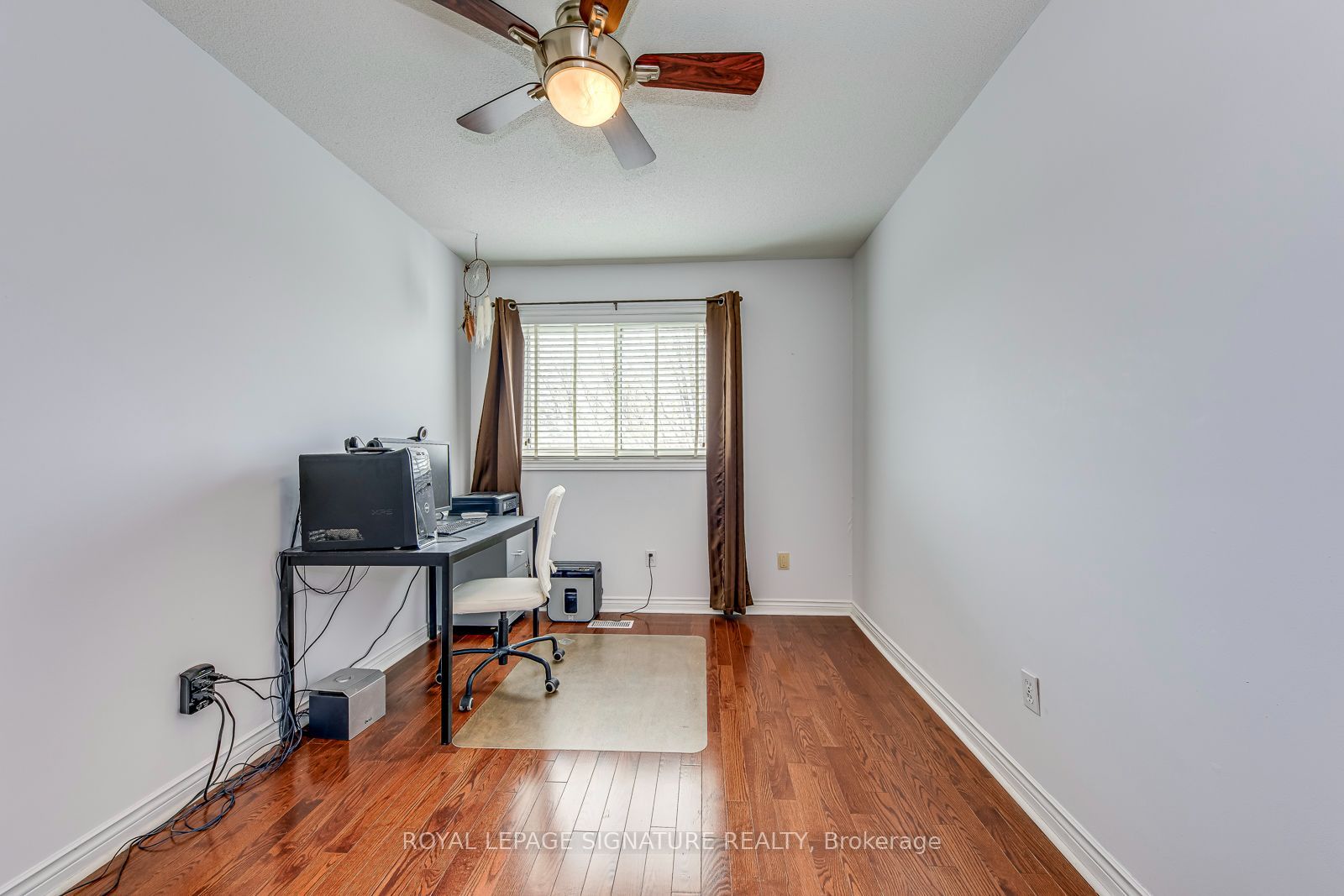 6 Wood Circle Property Photo 16