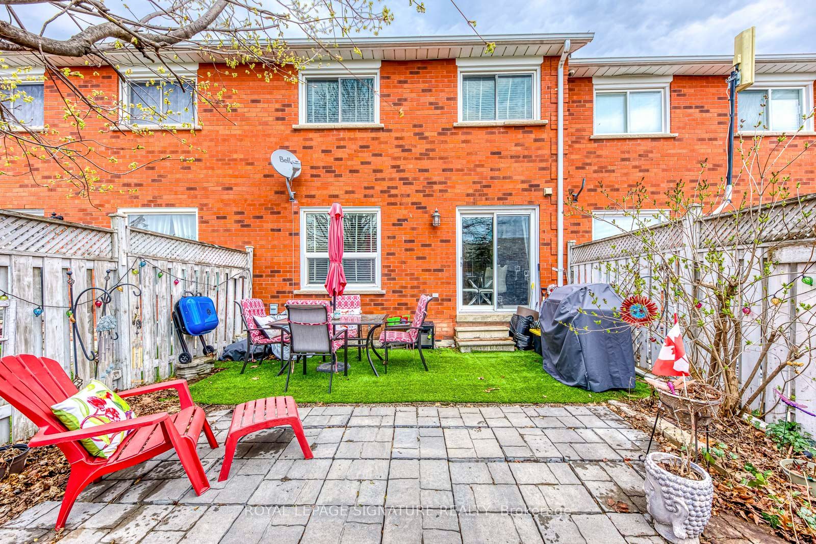 6 Wood Circle Property Photo 28