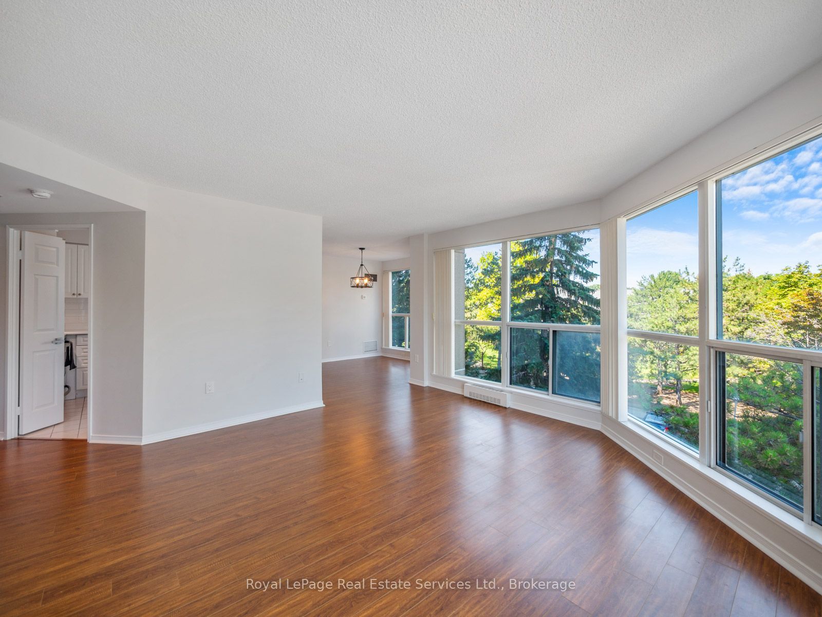 2177 Burnhamthorpe Road W 309 Property Photo 4