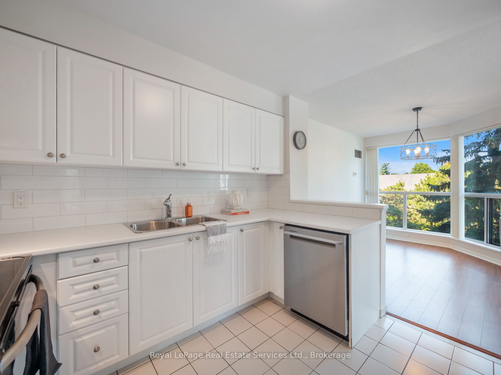 2177 Burnhamthorpe Road W 309 Property Photo 10