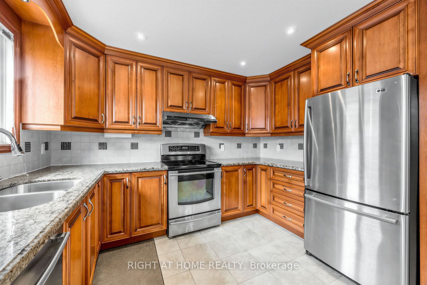 3126 Mccarthy Court Property Photo 18