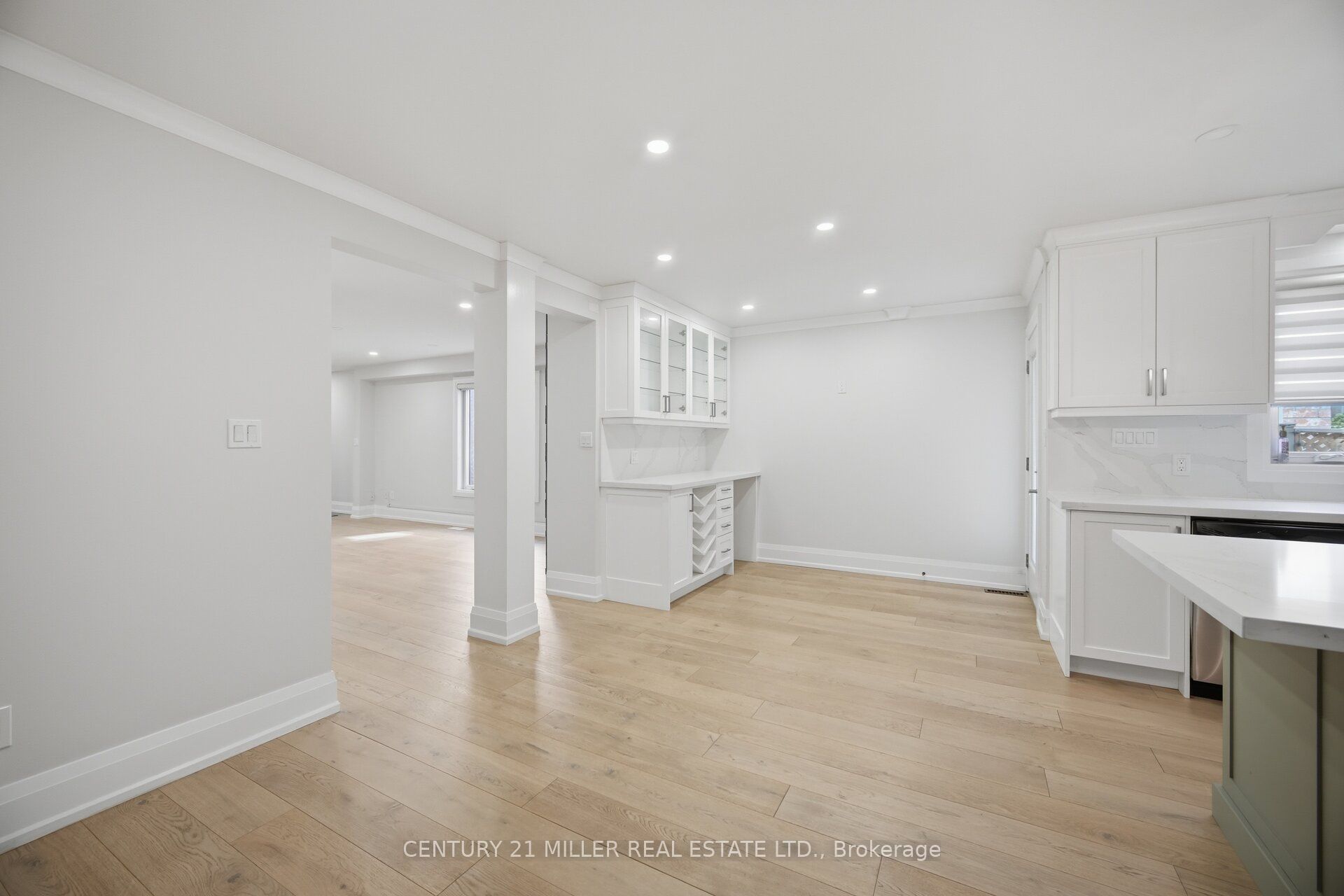 689 Macbeth Heights Property Photo 16