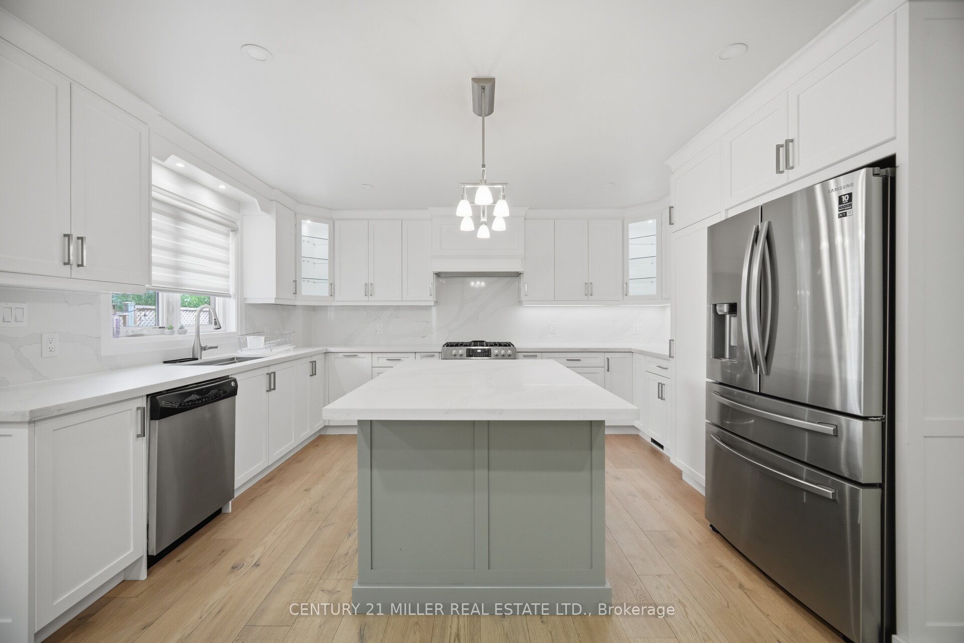 689 Macbeth Heights Property Photo 21