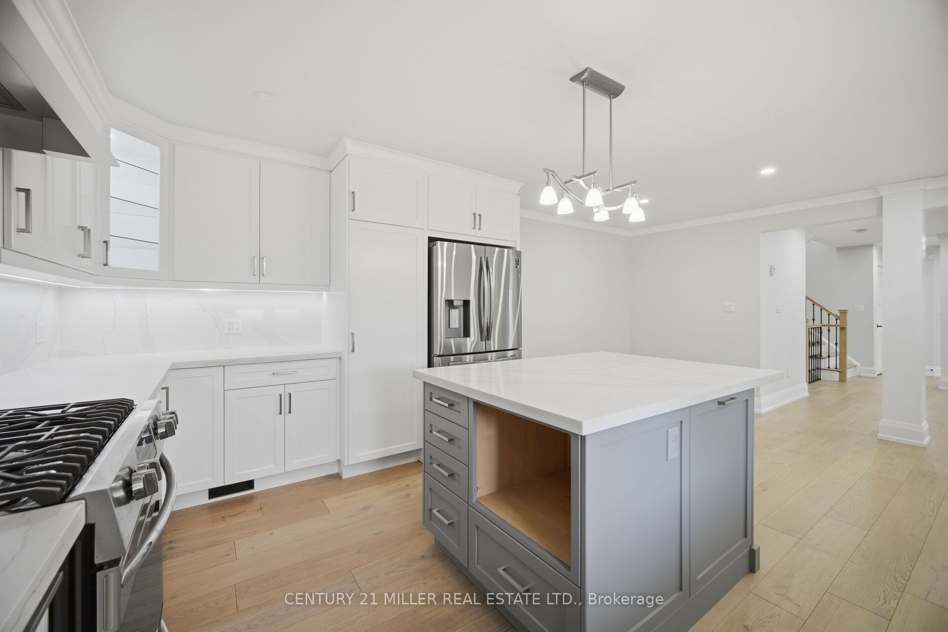 689 Macbeth Heights Property Photo 24