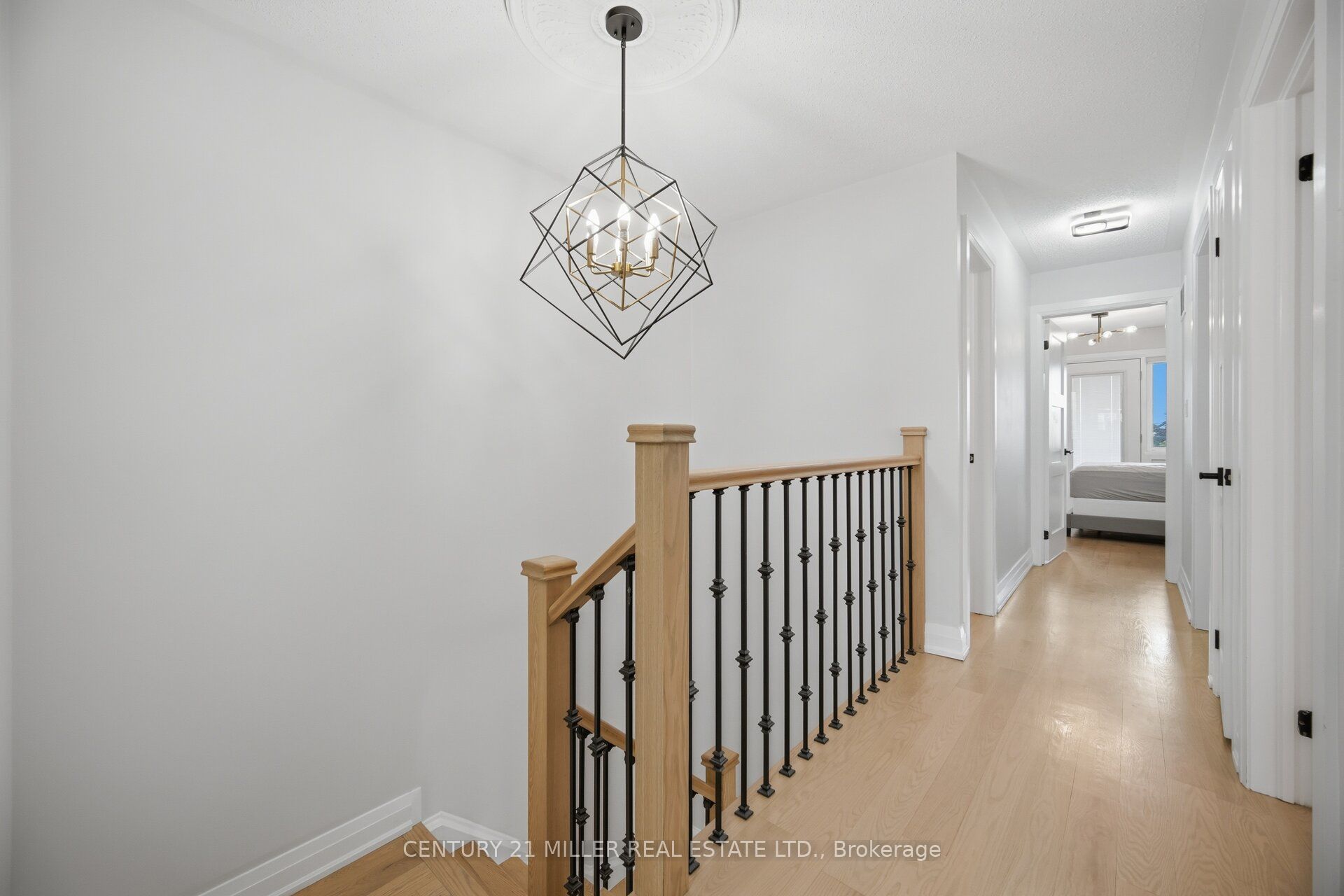 689 Macbeth Heights Property Photo 28