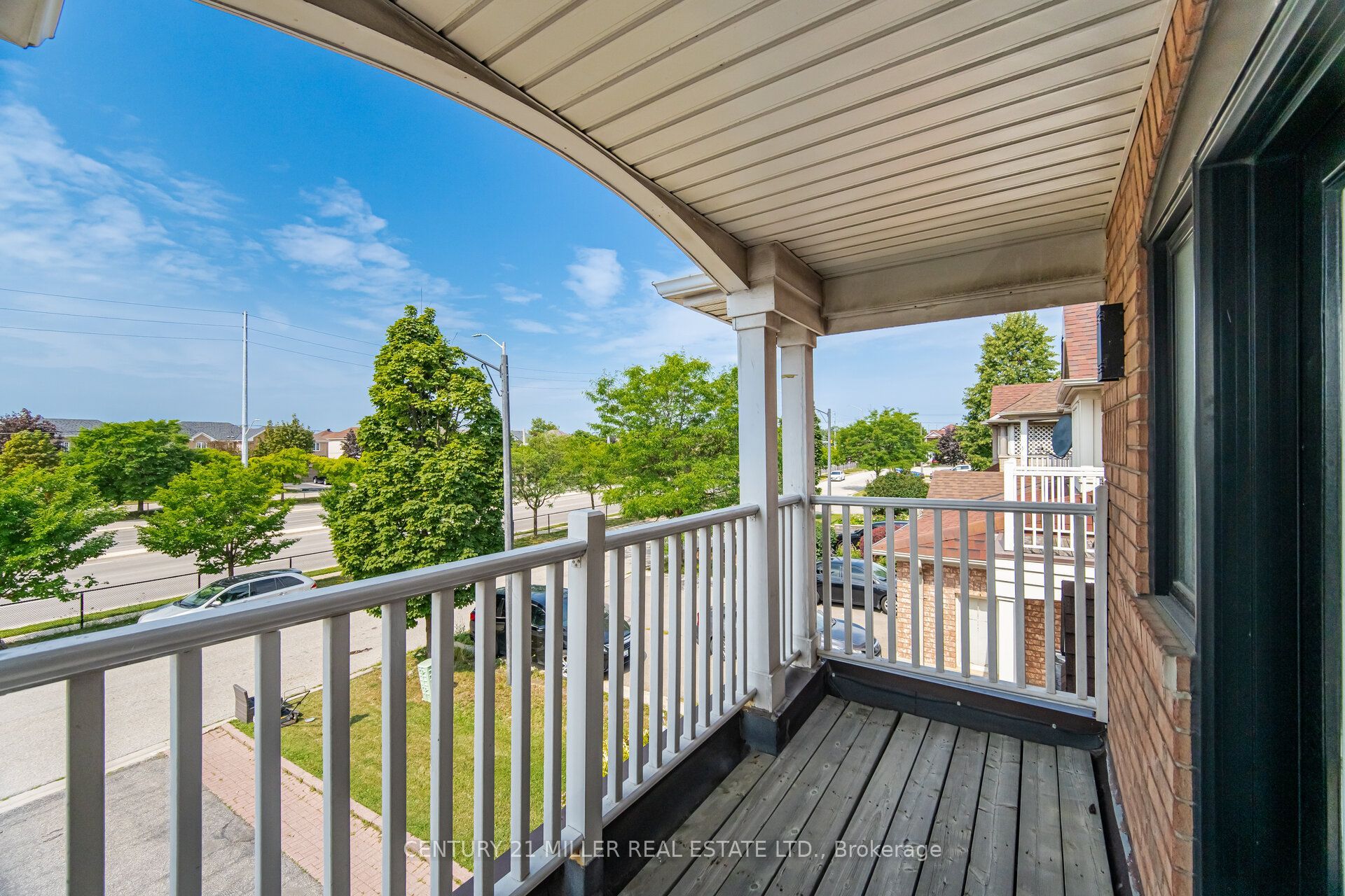 689 Macbeth Heights Property Photo 34