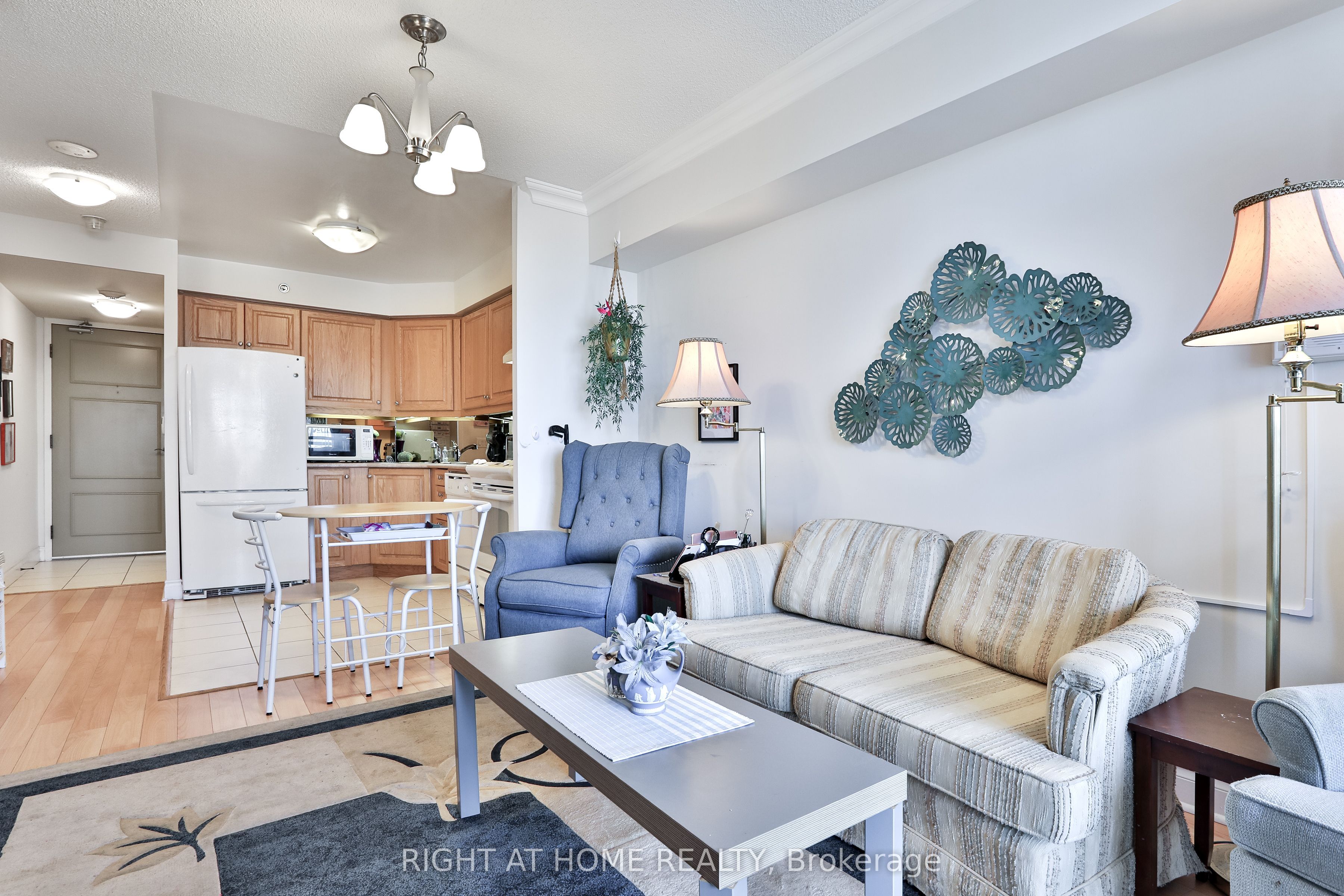 3 Marine Parade Drive 707 Property Photo 4