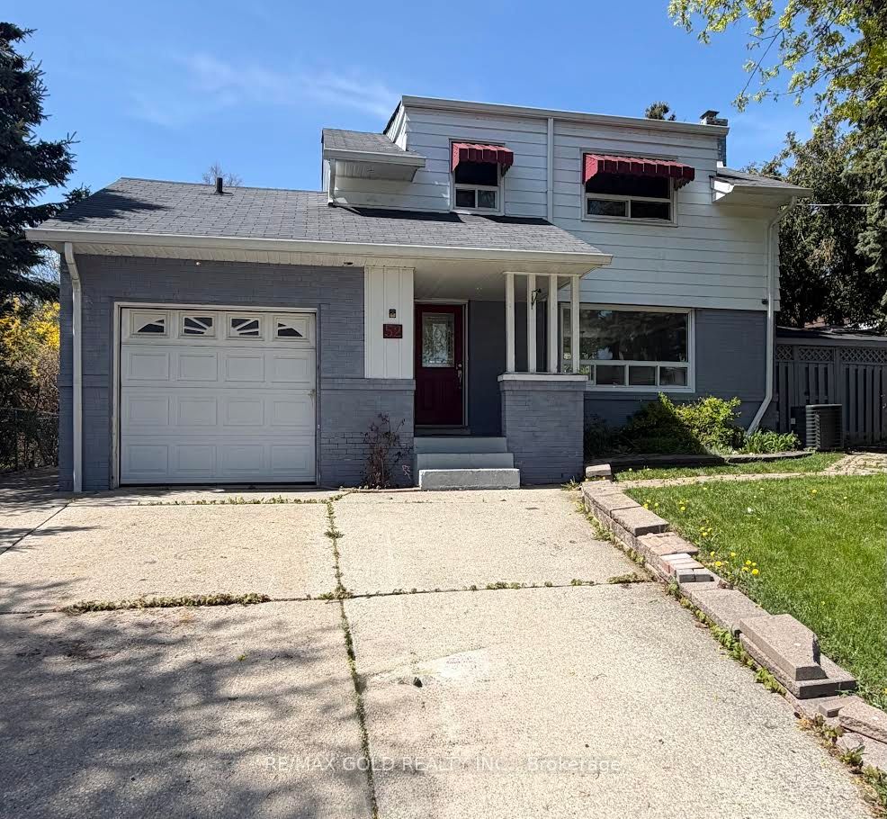 52 Eldomar Avenue Property Photo 2