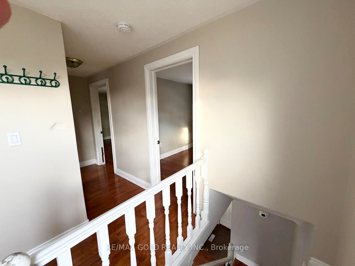 52 Eldomar Avenue Property Photo 6