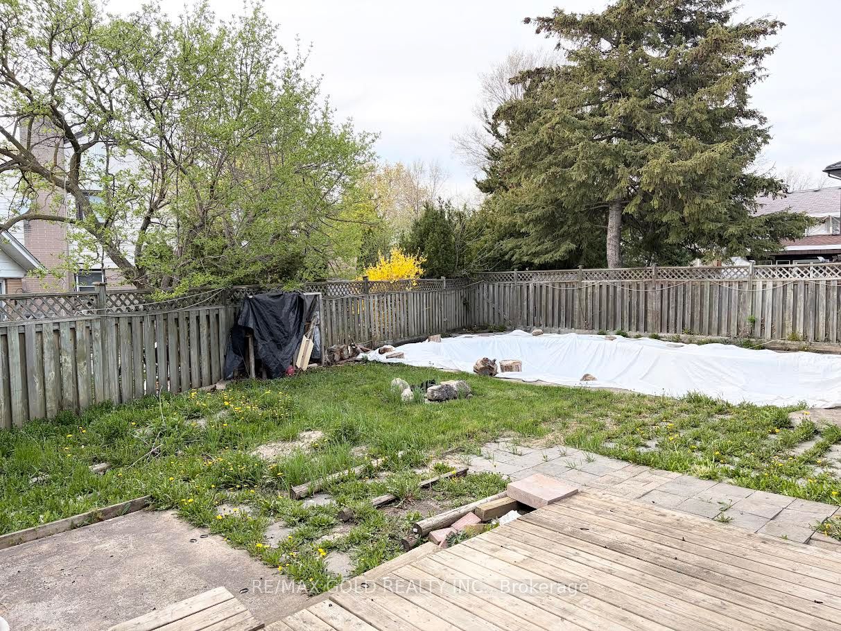 52 Eldomar Avenue Property Photo 10