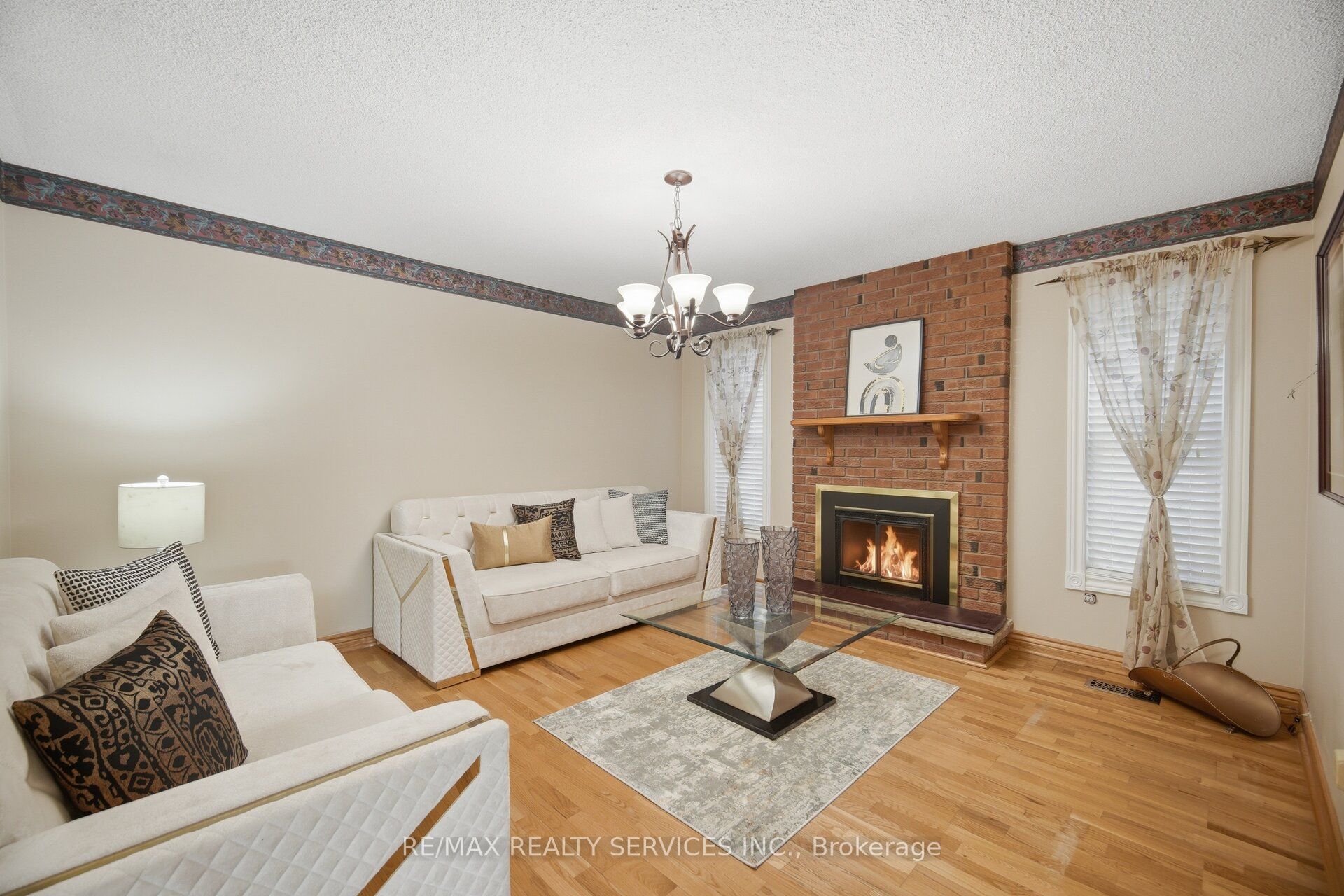 172 Morton Way Property Photo 7