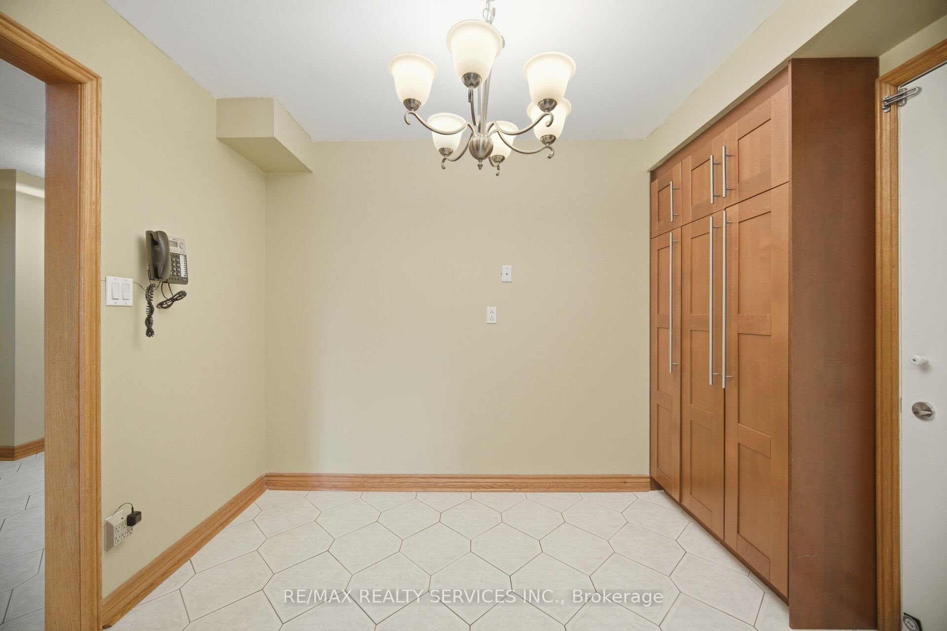 172 Morton Way Property Photo 15