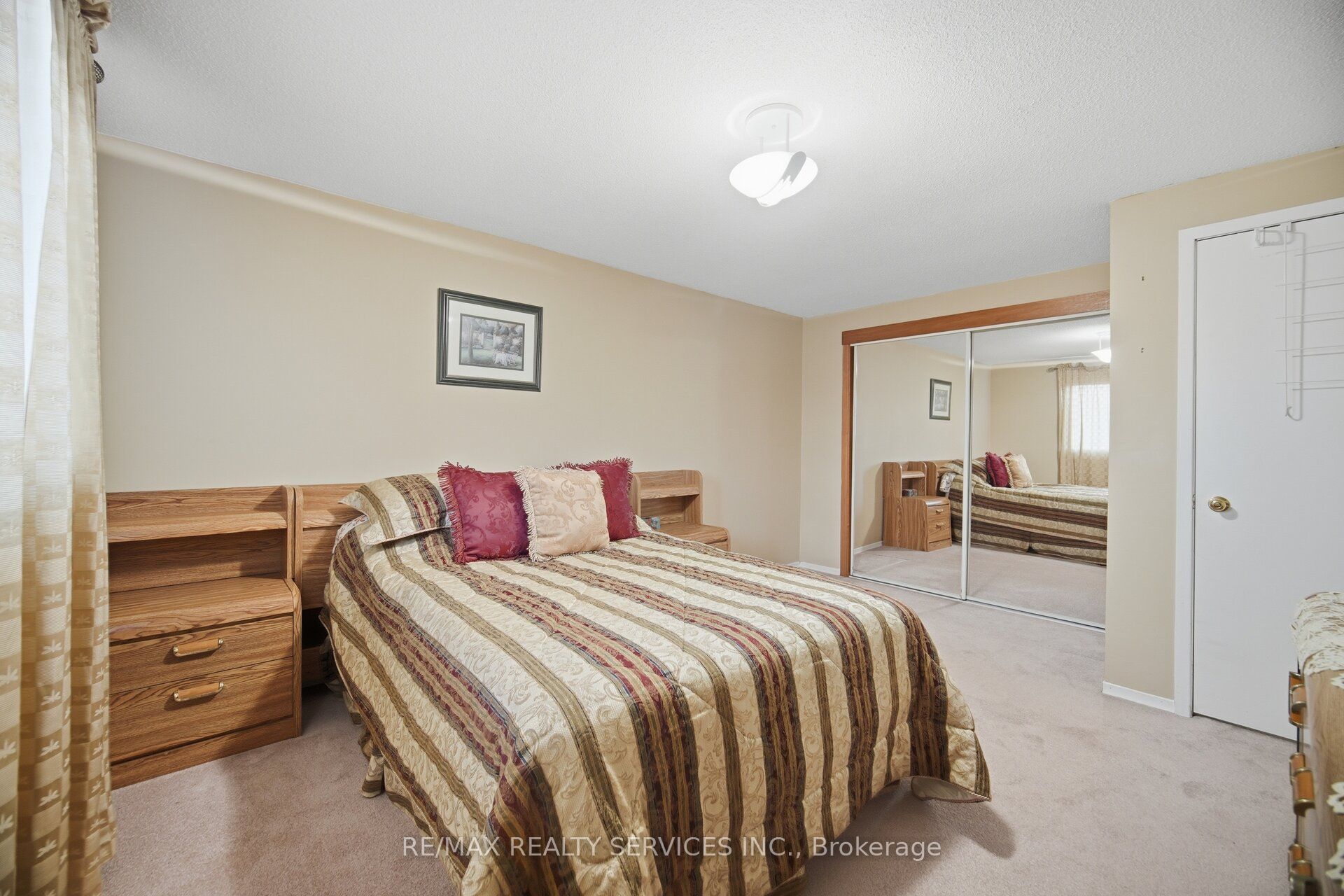 172 Morton Way Property Photo 35