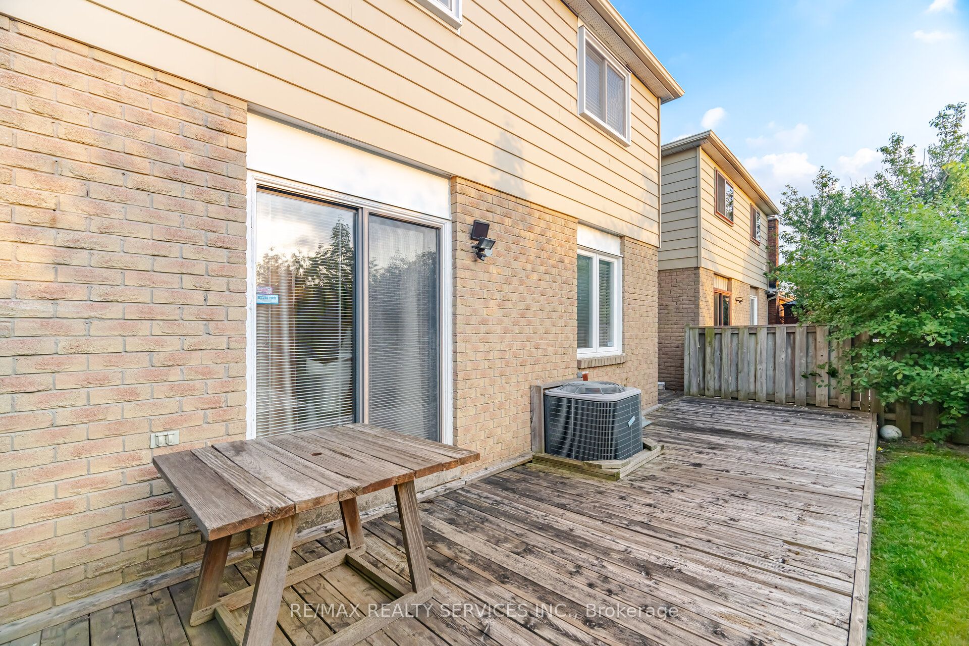 172 Morton Way Property Photo 44