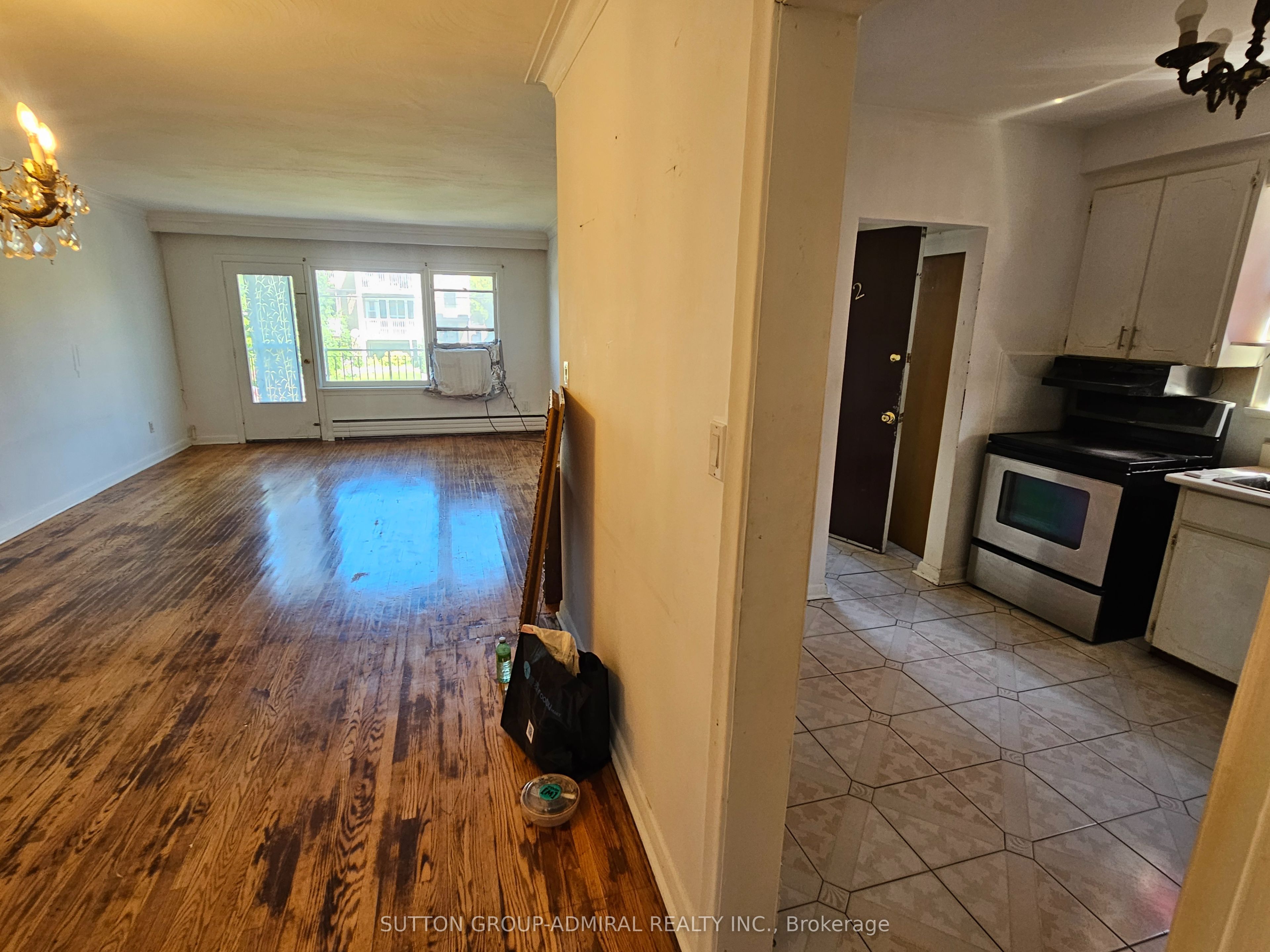 7 Elway Court Property Photo 4