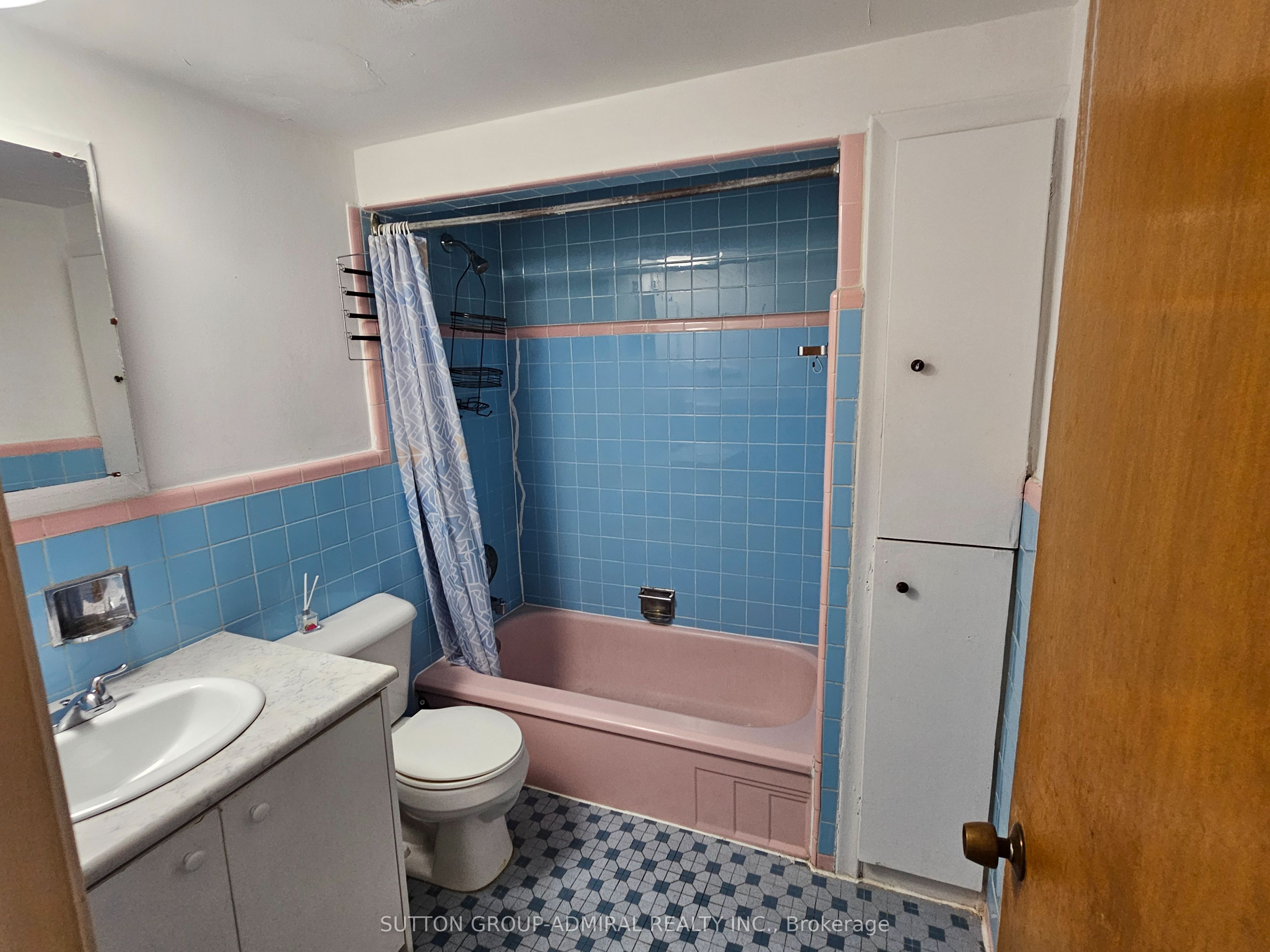 7 Elway Court Property Photo 5