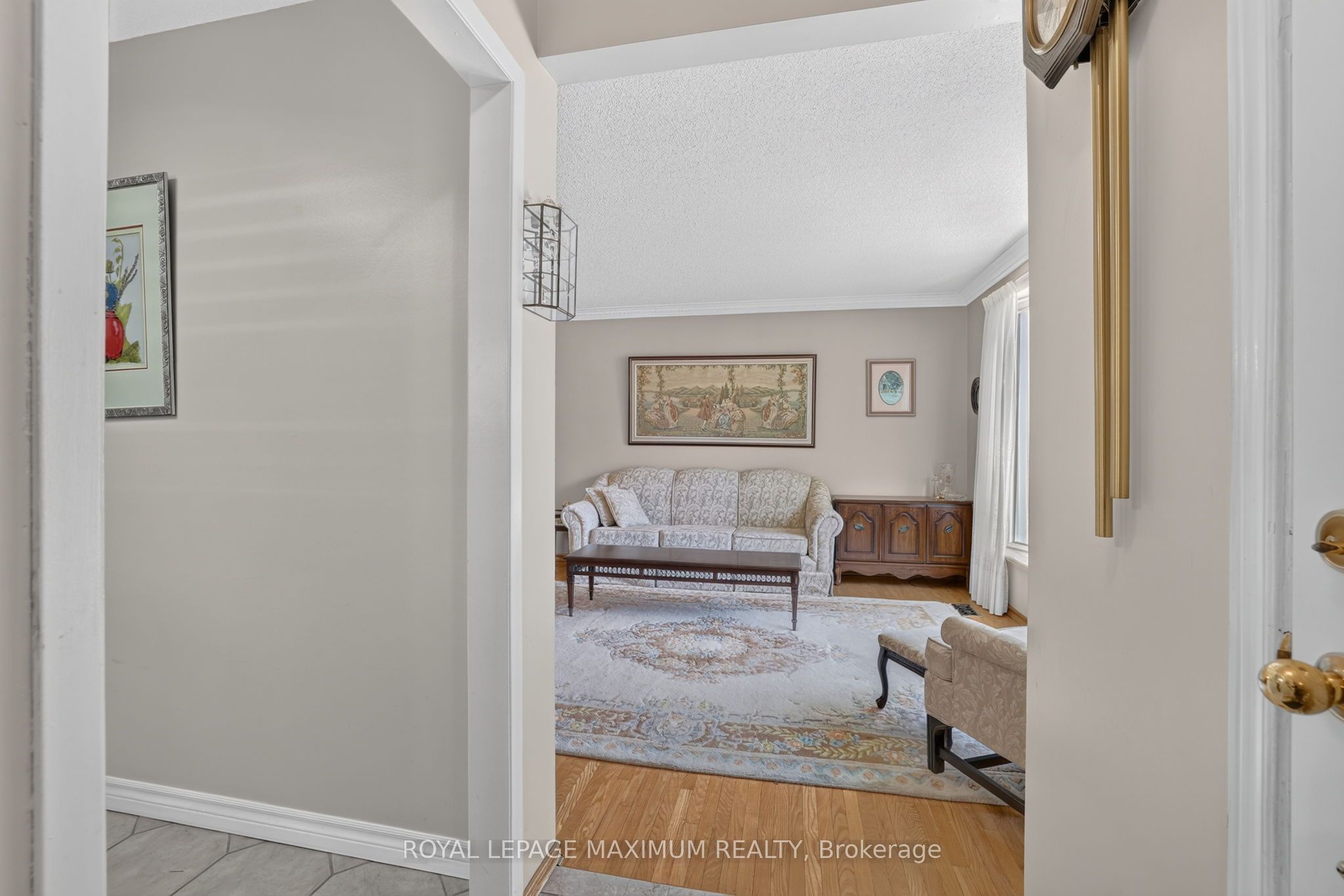 42 Pergola Road Property Photo 5