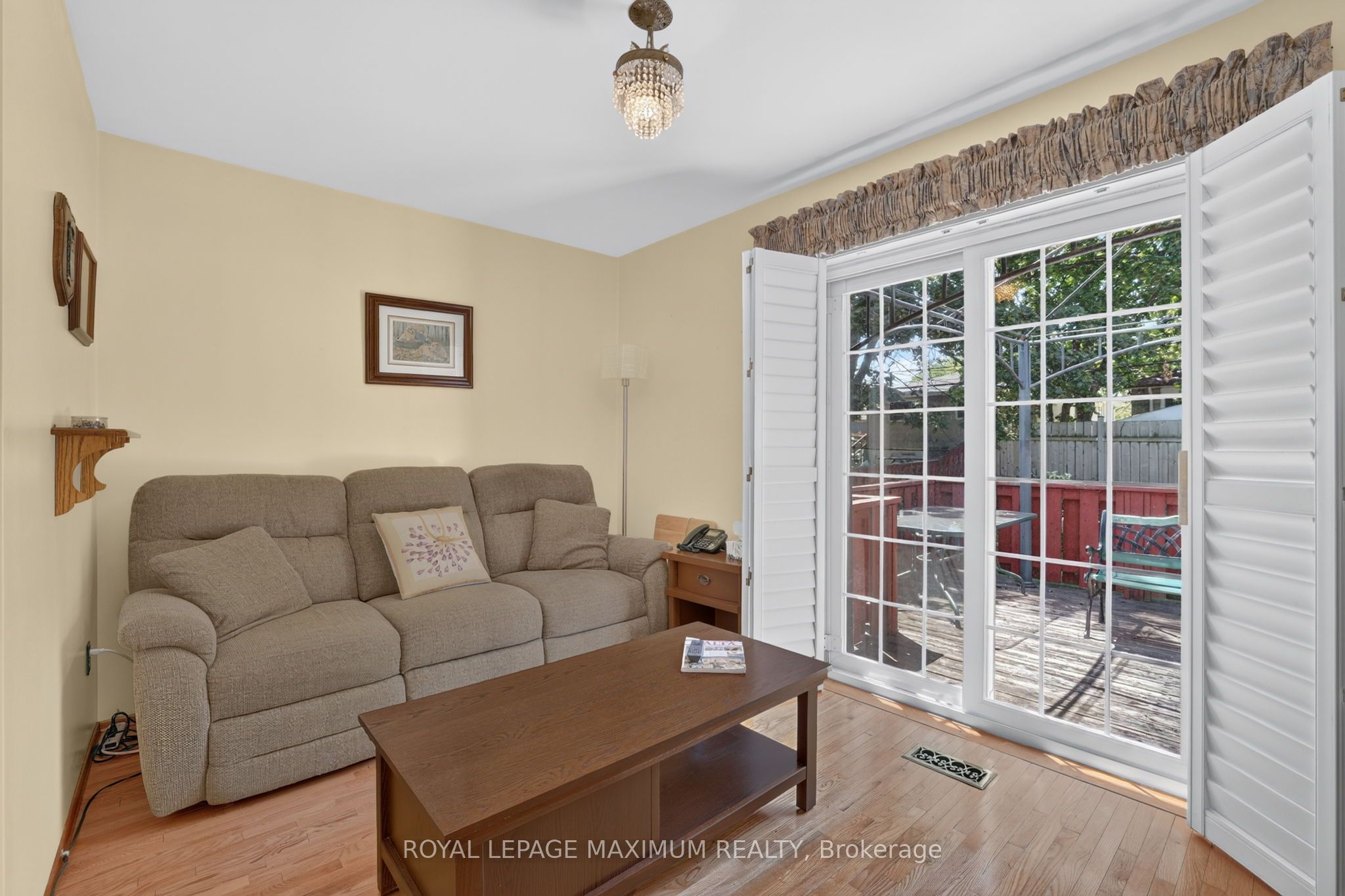 42 Pergola Road Property Photo 17