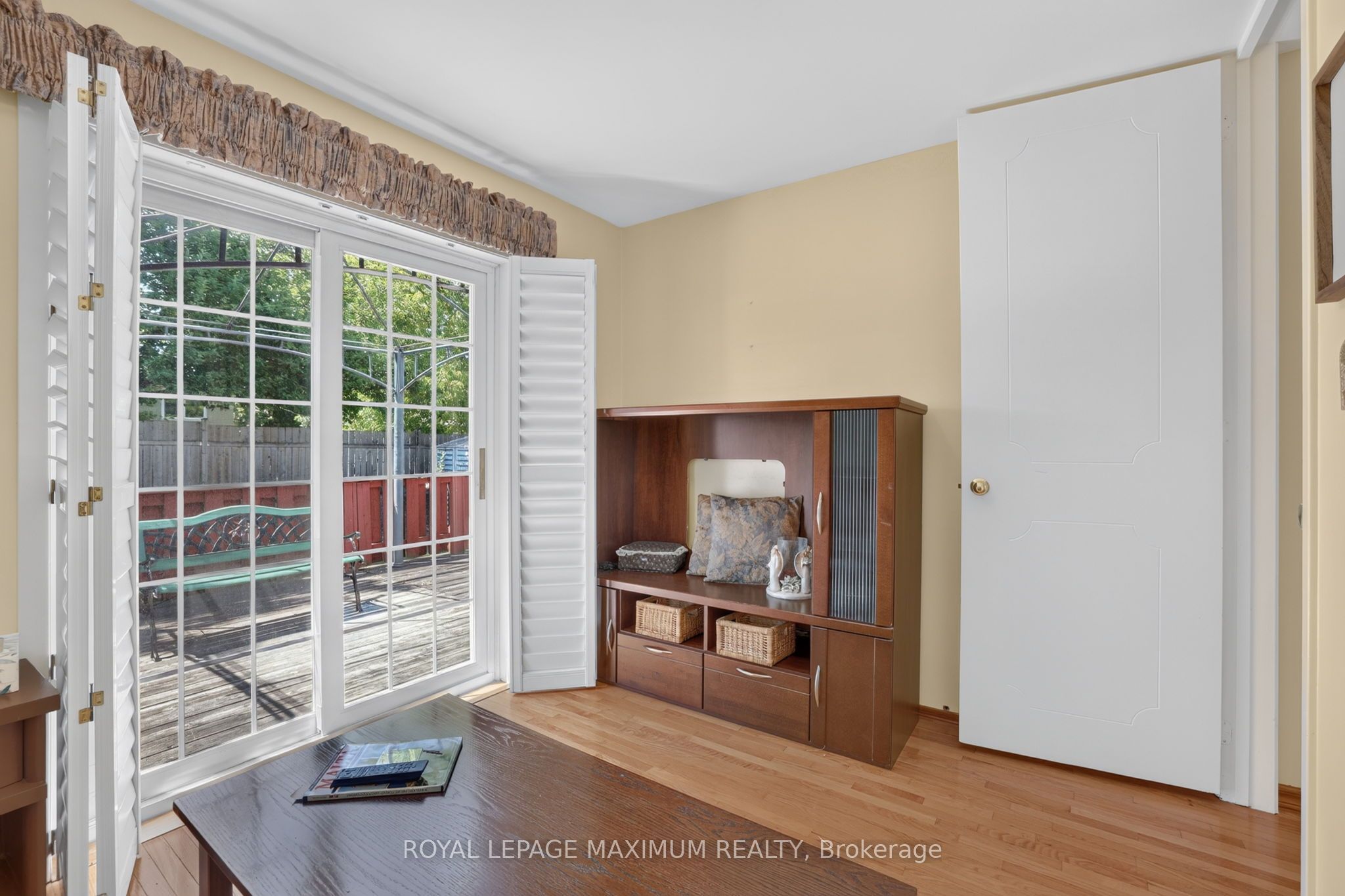 42 Pergola Road Property Photo 18
