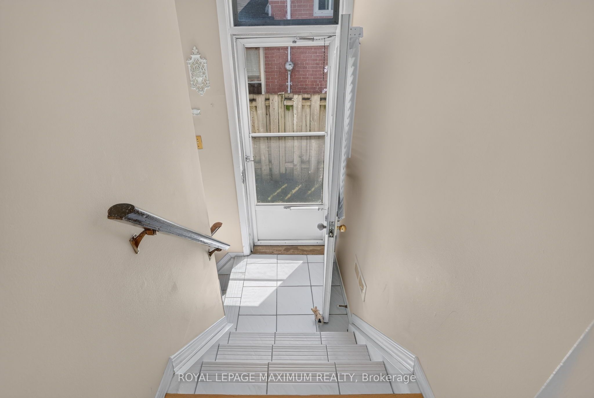 42 Pergola Road Property Photo 21
