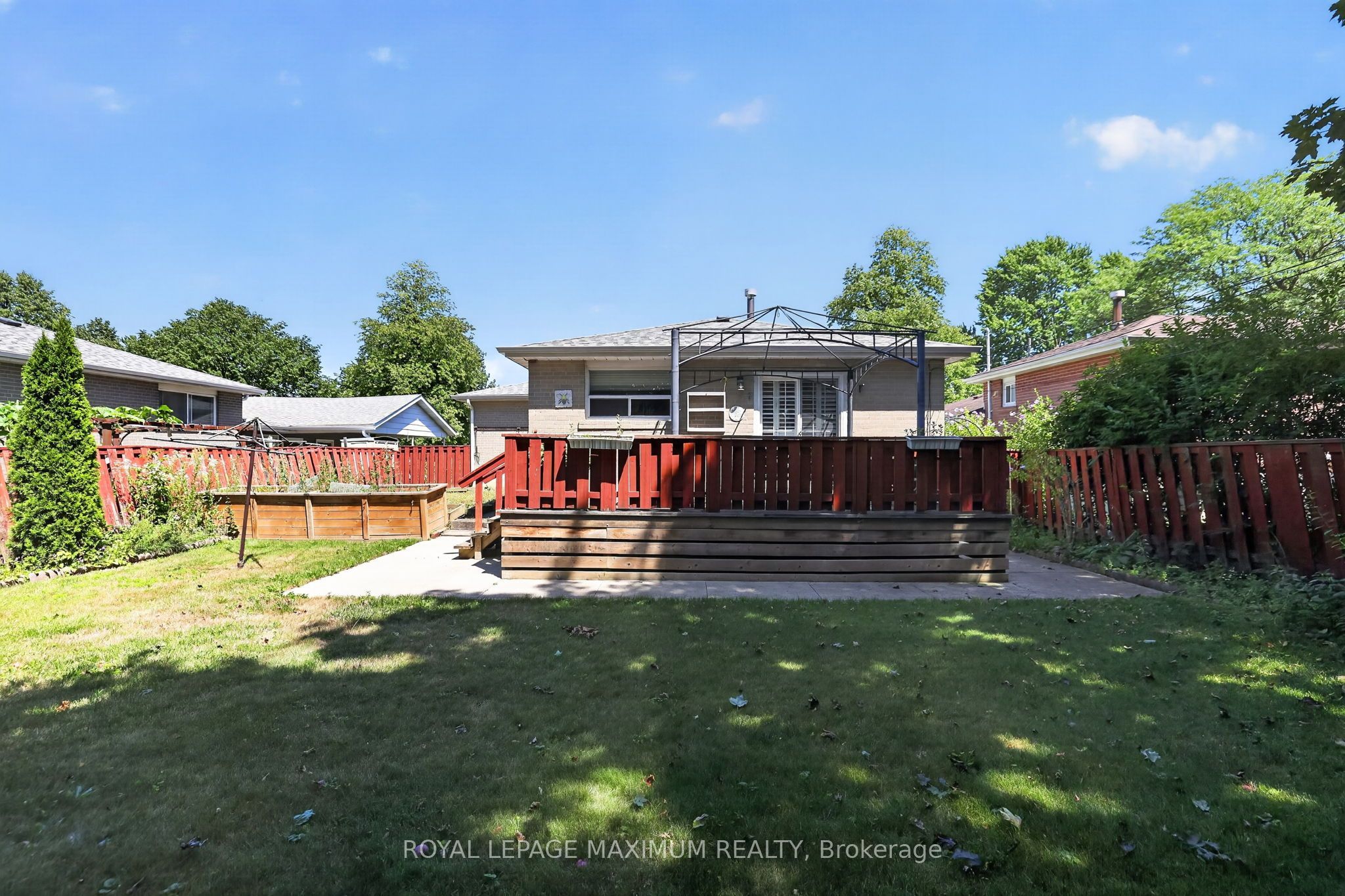 42 Pergola Road Property Photo 35