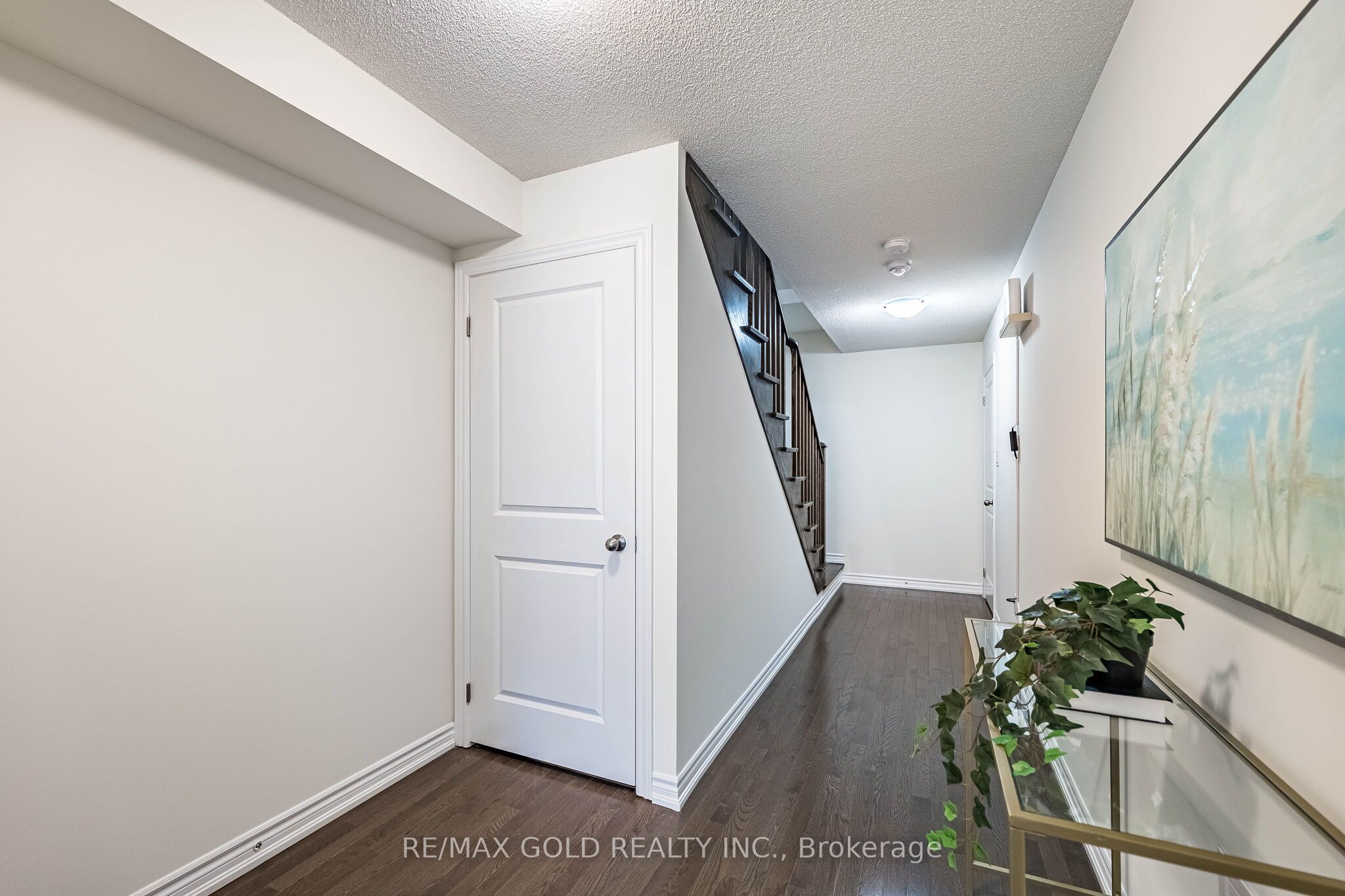 44 Donald Ficht Crescent Property Photo 10
