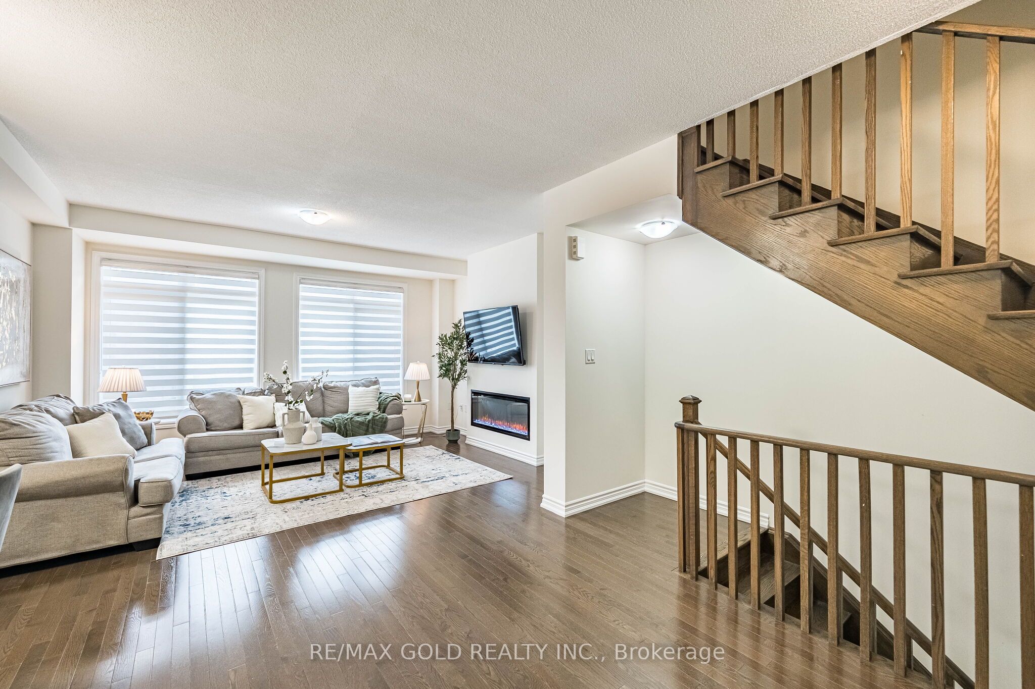 44 Donald Ficht Crescent Property Photo 16