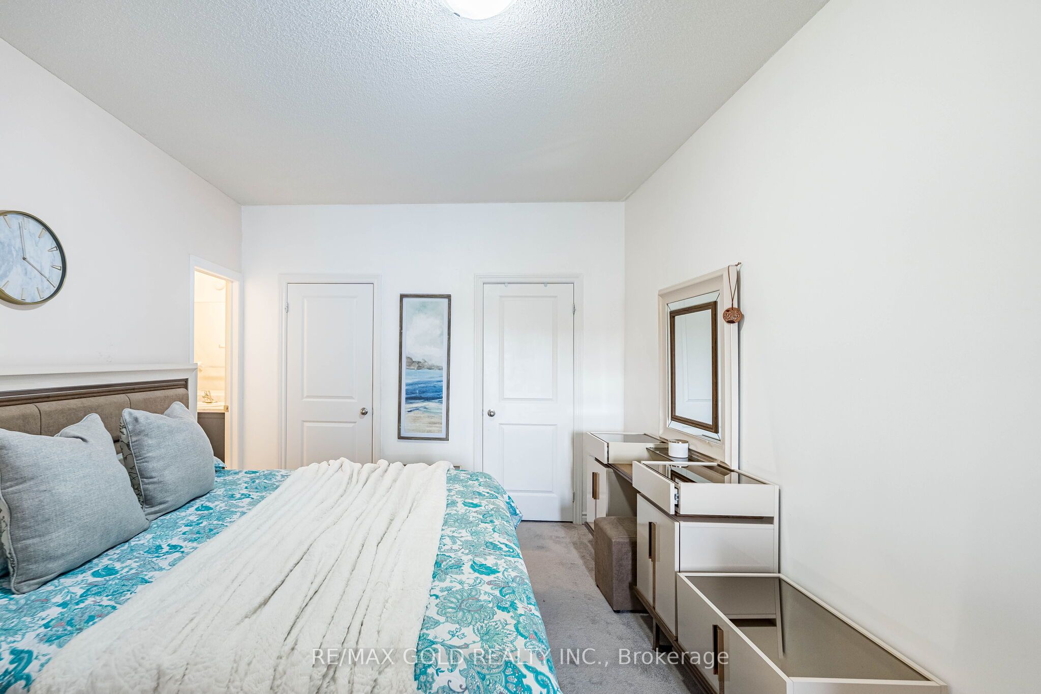 44 Donald Ficht Crescent Property Photo 36
