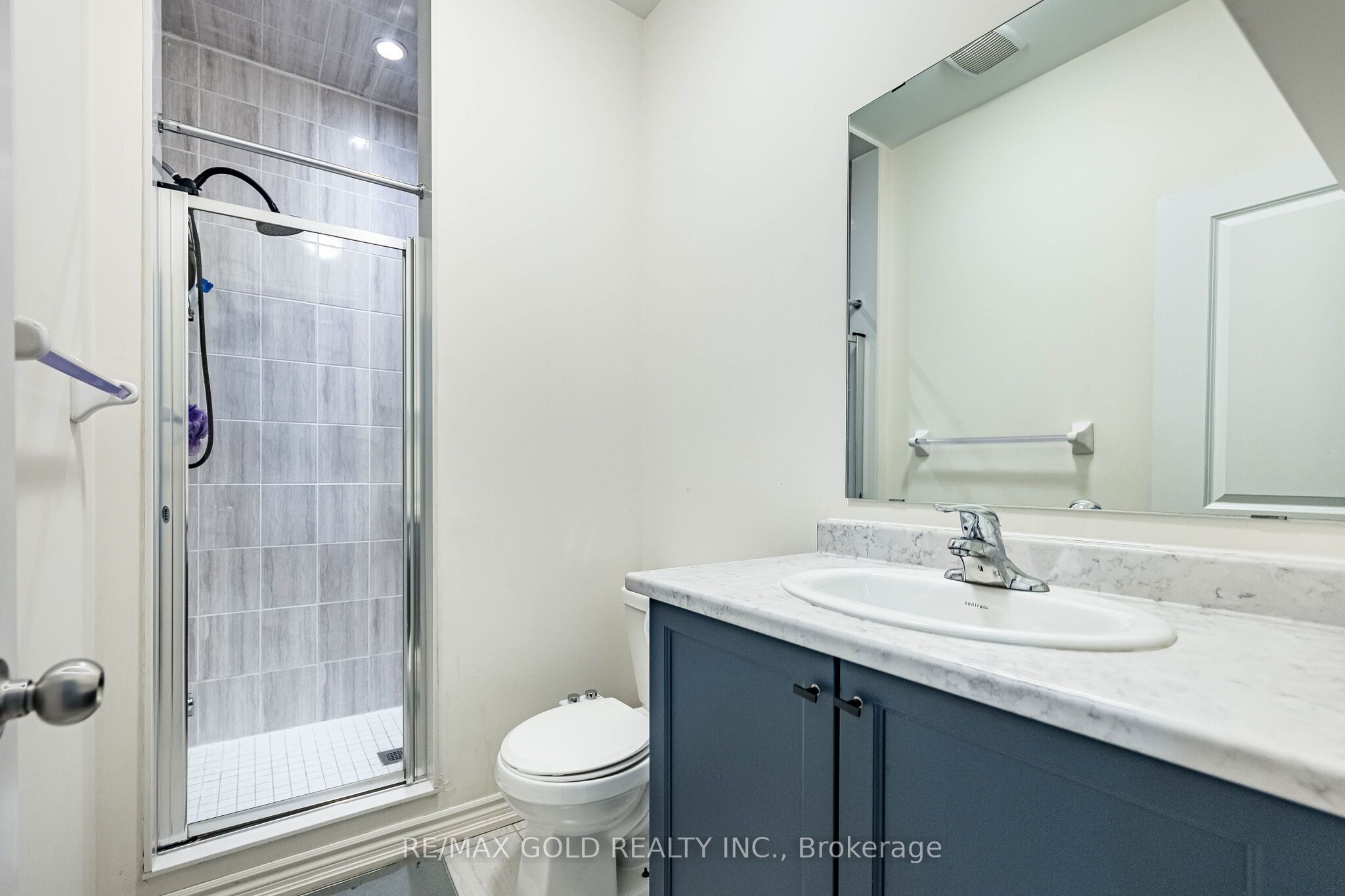 44 Donald Ficht Crescent Property Photo 38