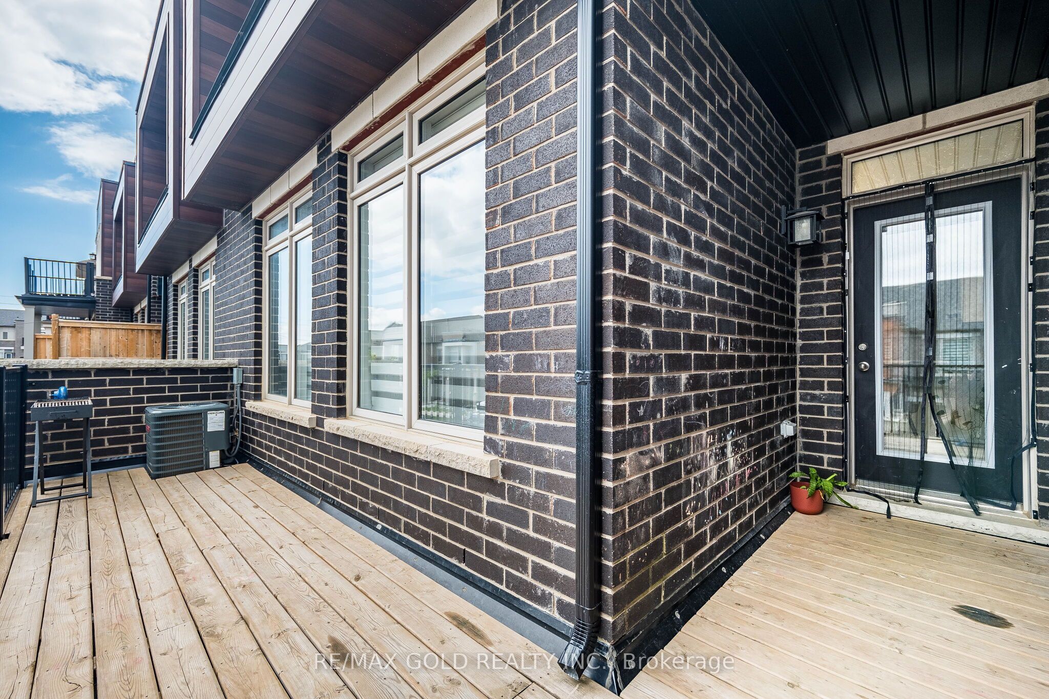44 Donald Ficht Crescent Property Photo 46