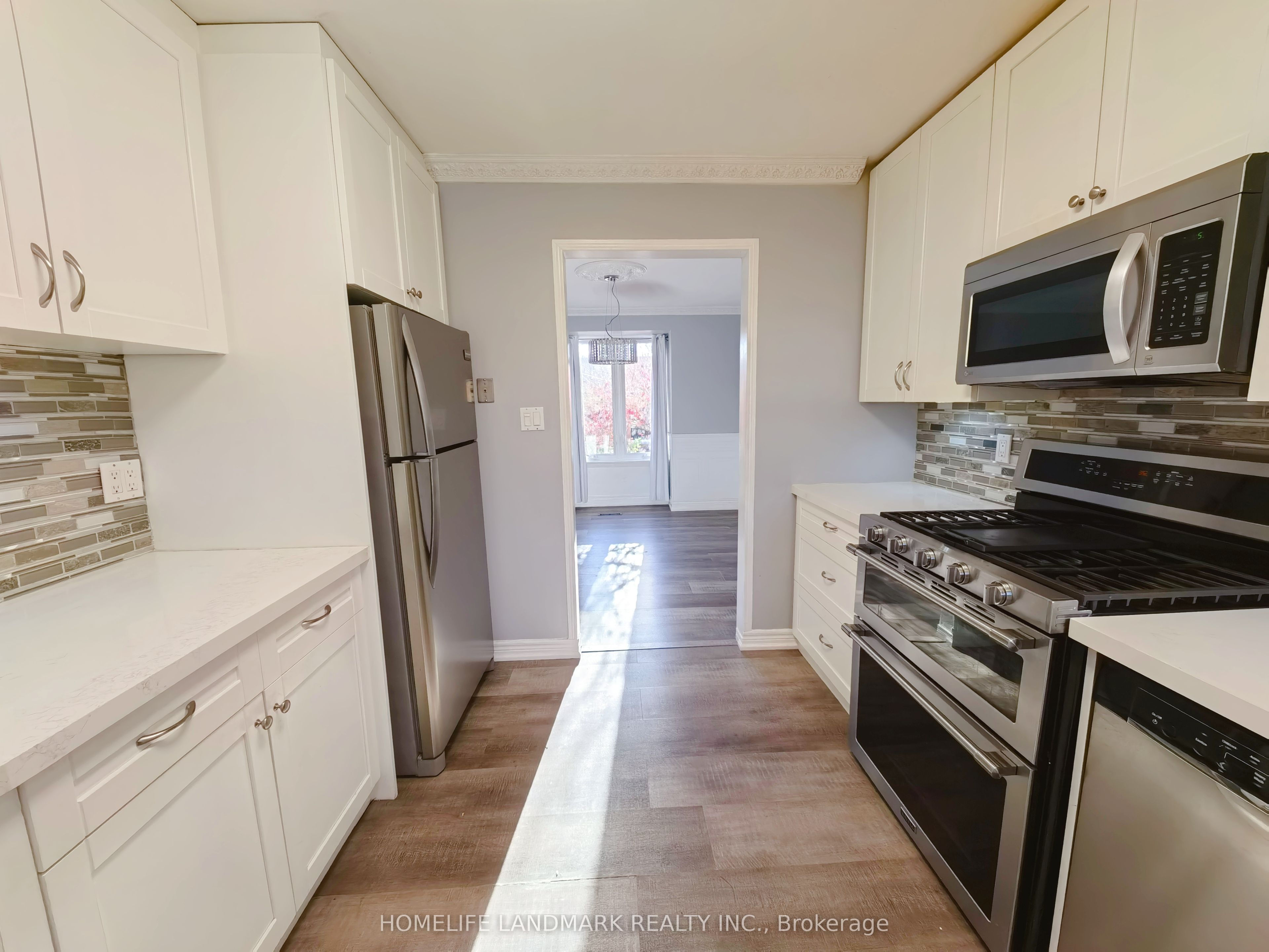 2673 Constable Road Property Photo 10