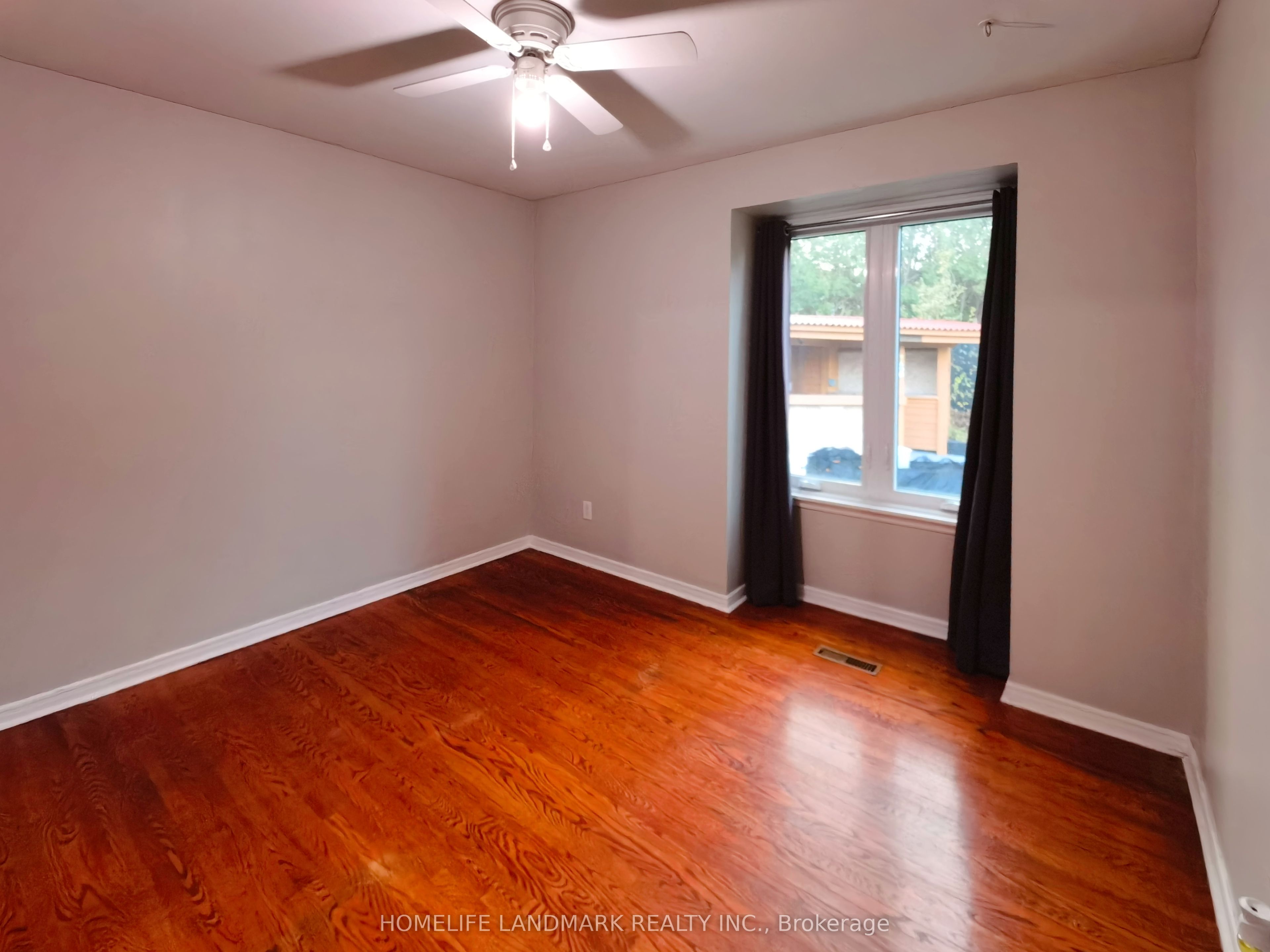 2673 Constable Road Property Photo 15
