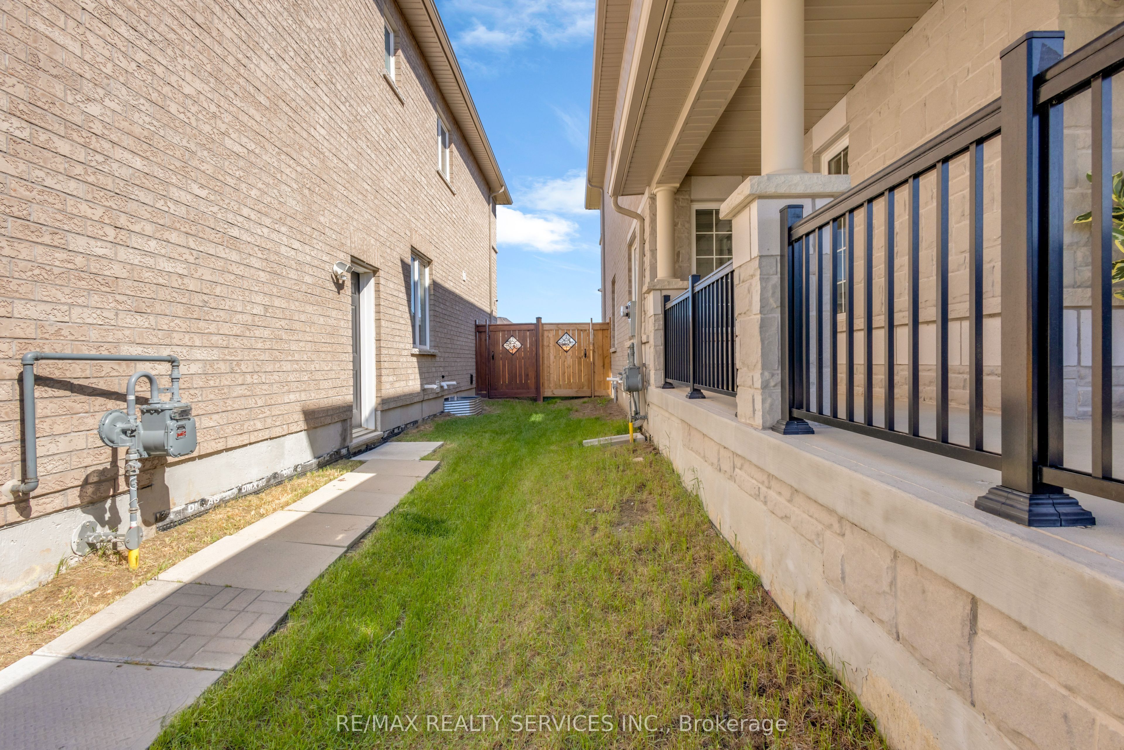 40 Rosewell Crescent Property Photo 45