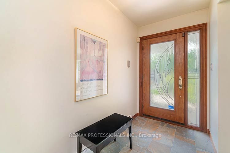 7 Cherry Post Crescent Property Photo 6