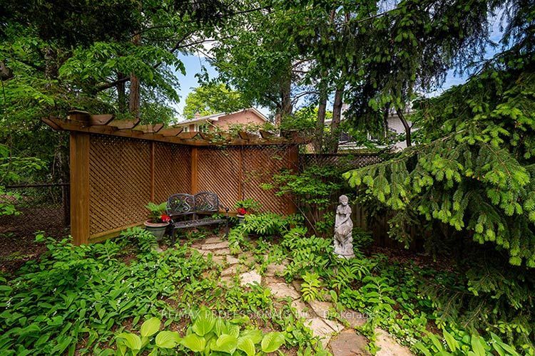 7 Cherry Post Crescent Property Photo 44