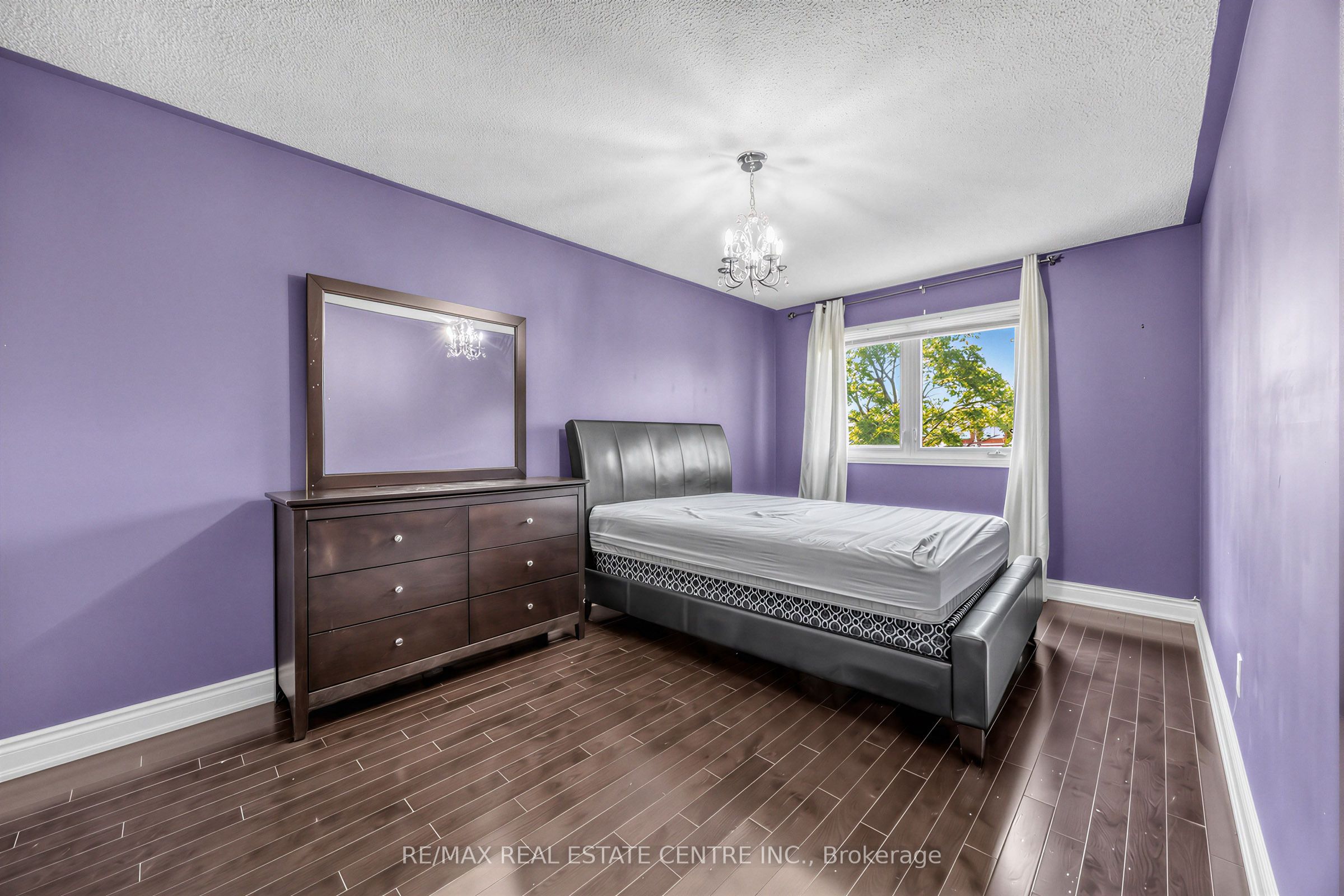 10 Diane Court Property Photo 34