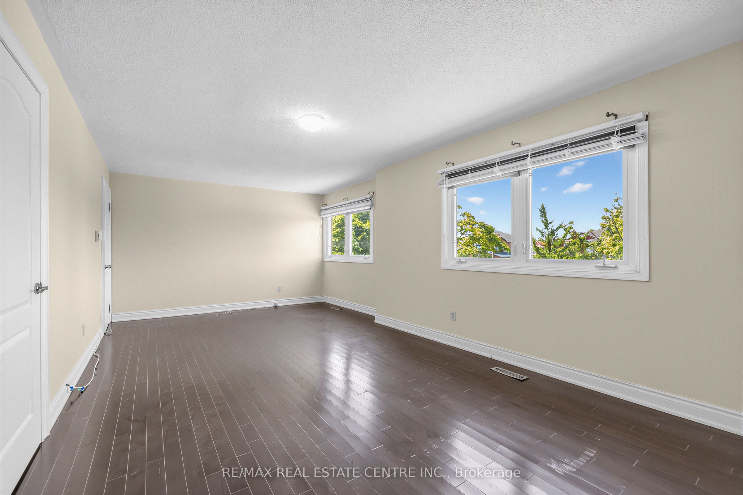 10 Diane Court Property Photo 38