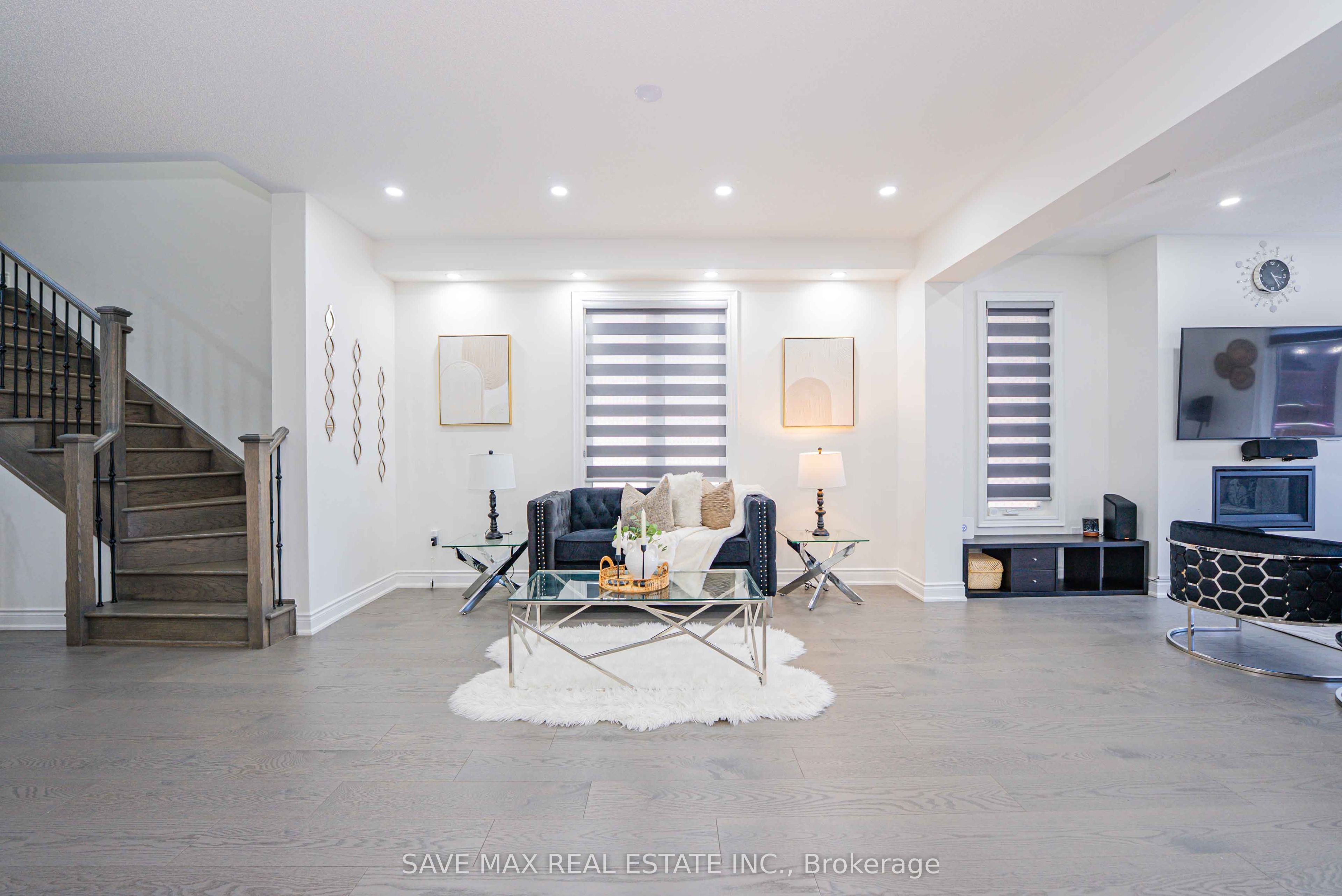 13 Ixworth Circle Property Photo 8