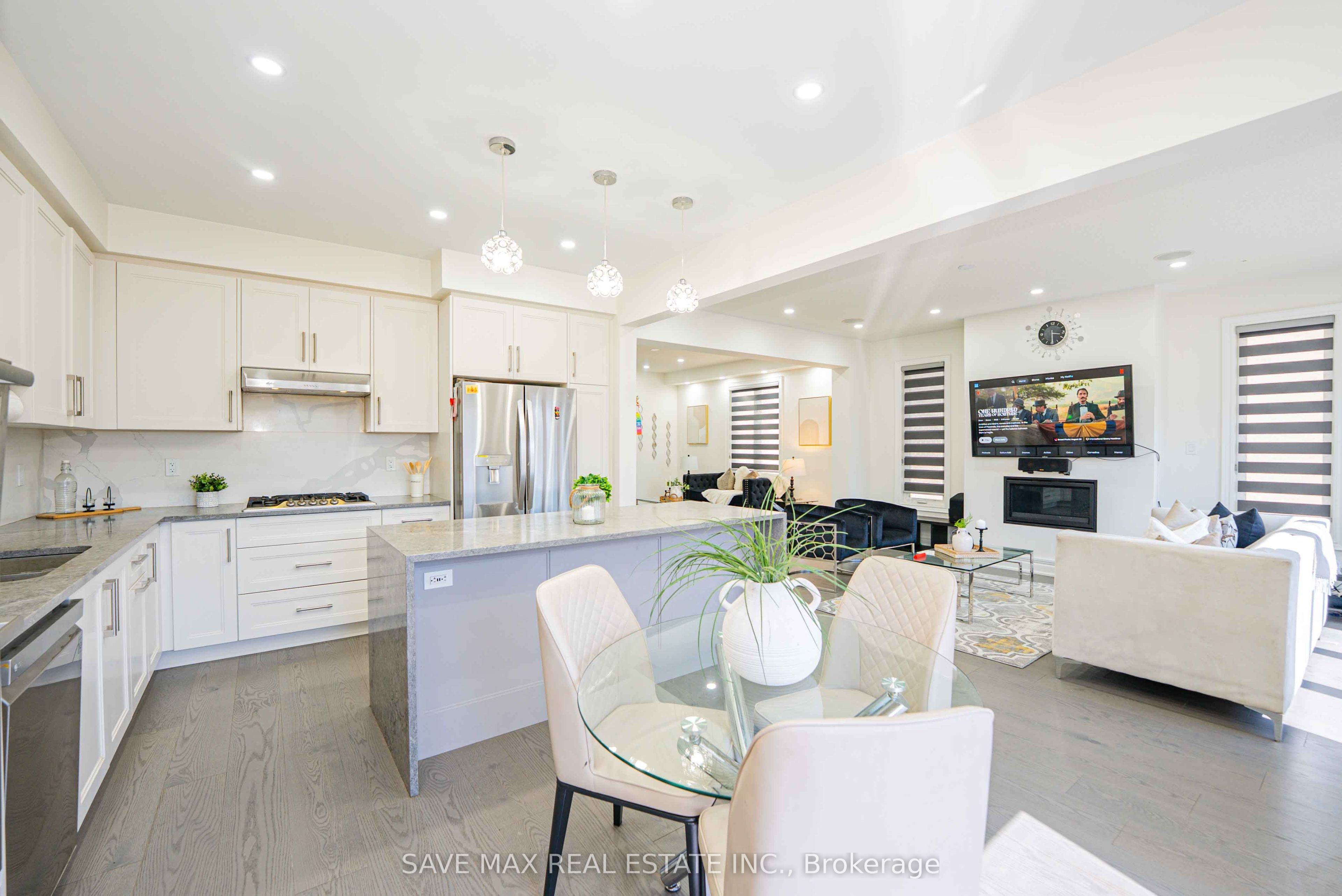 13 Ixworth Circle Property Photo 15