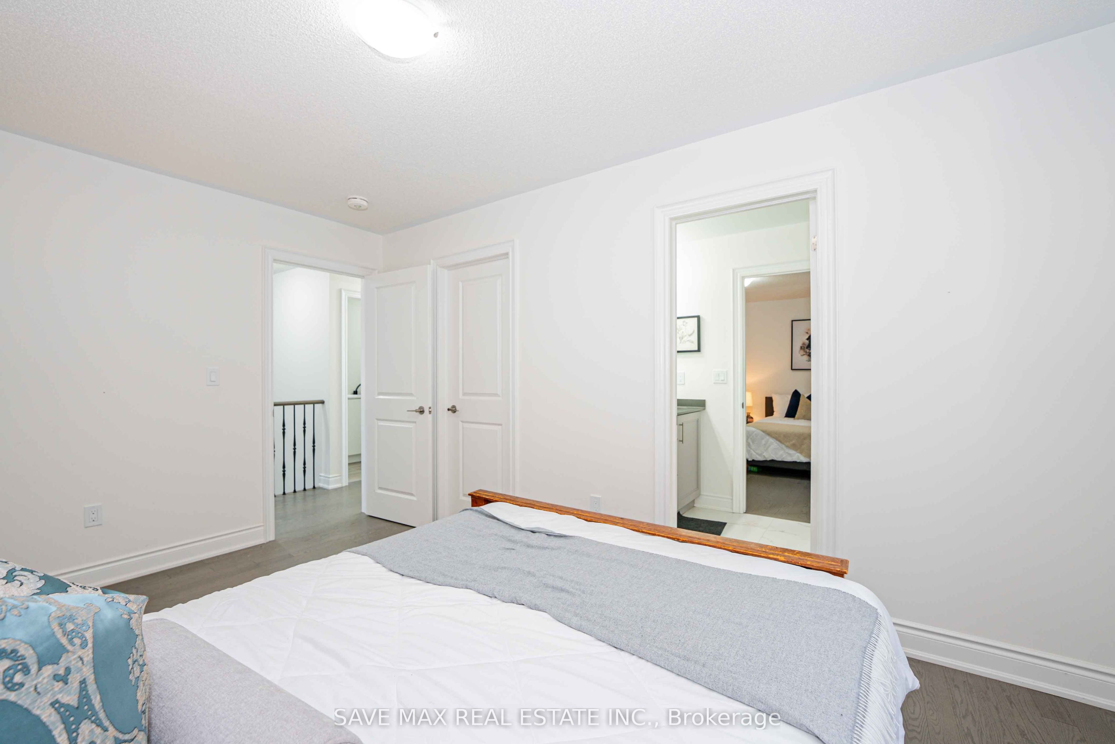 13 Ixworth Circle Property Photo 30