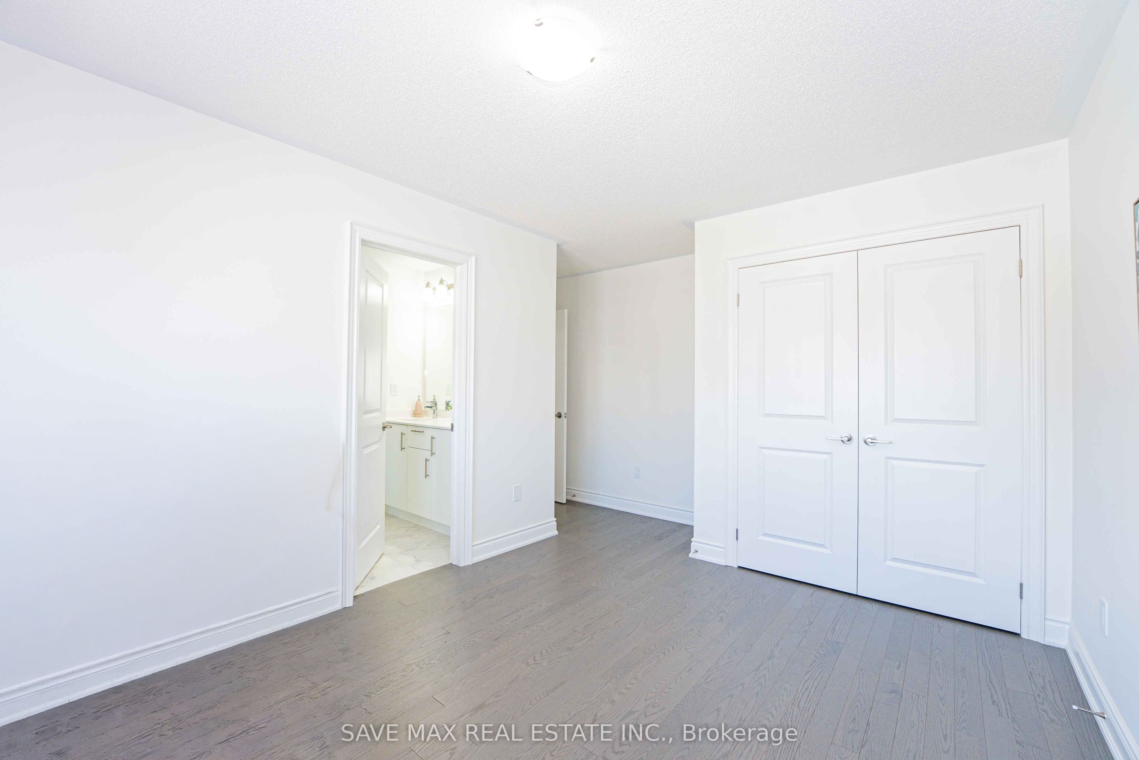 13 Ixworth Circle Property Photo 33