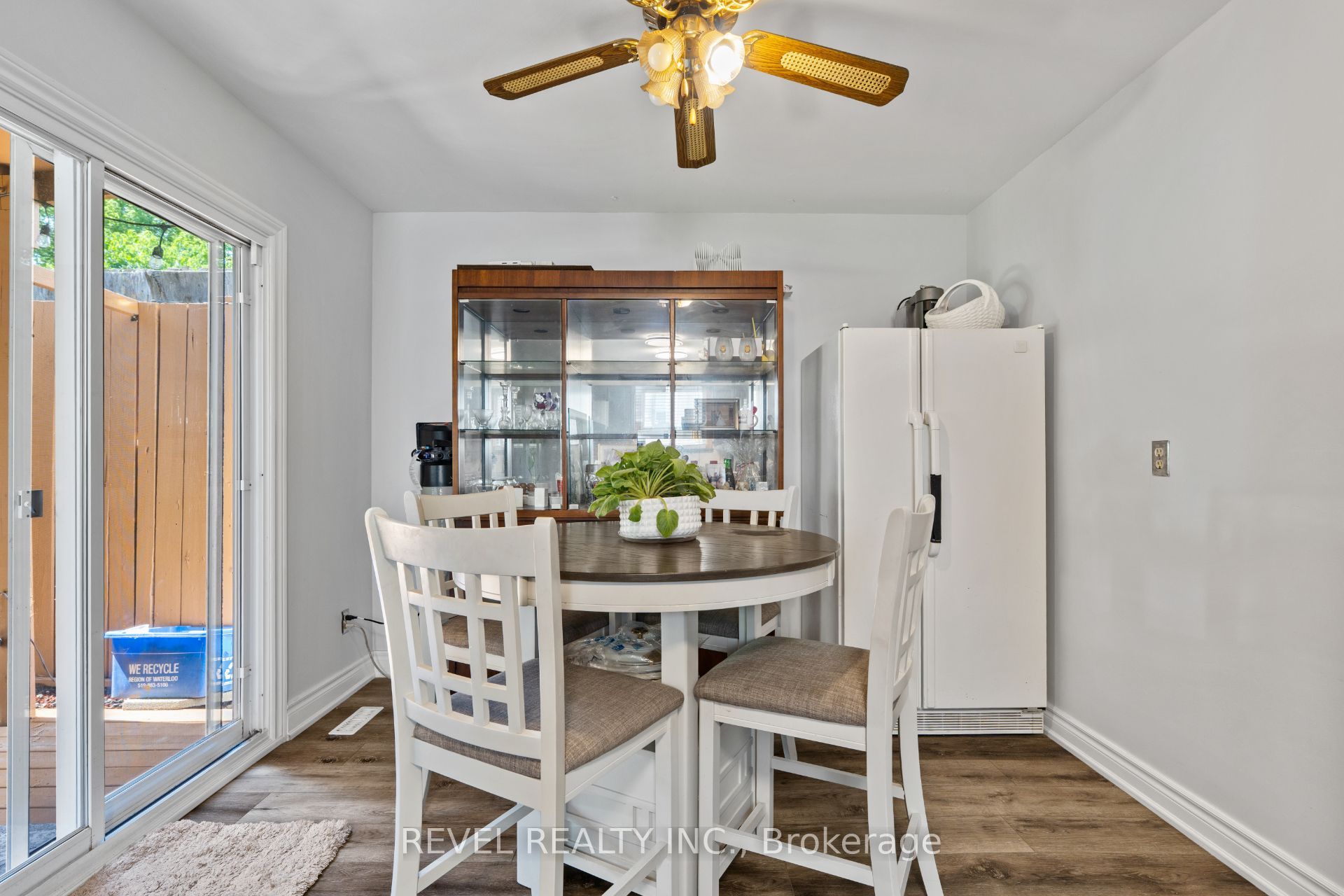 24 Bramhall Circle Property Photo 8