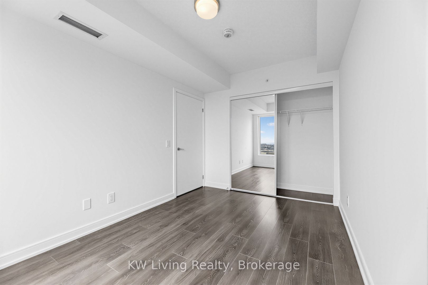 30 Samuel Wood Way 2009 Property Photo 19