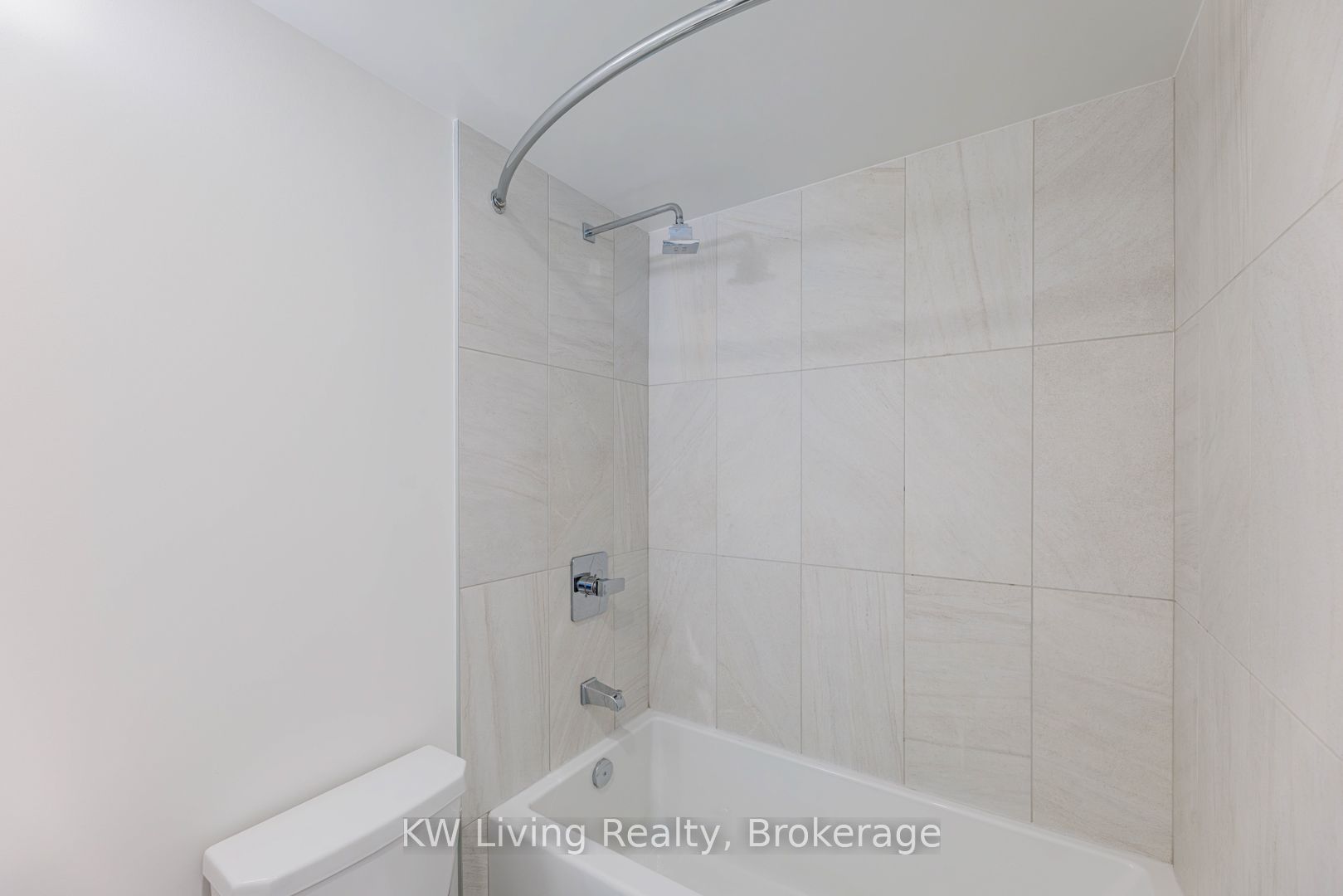 30 Samuel Wood Way 2009 Property Photo 23