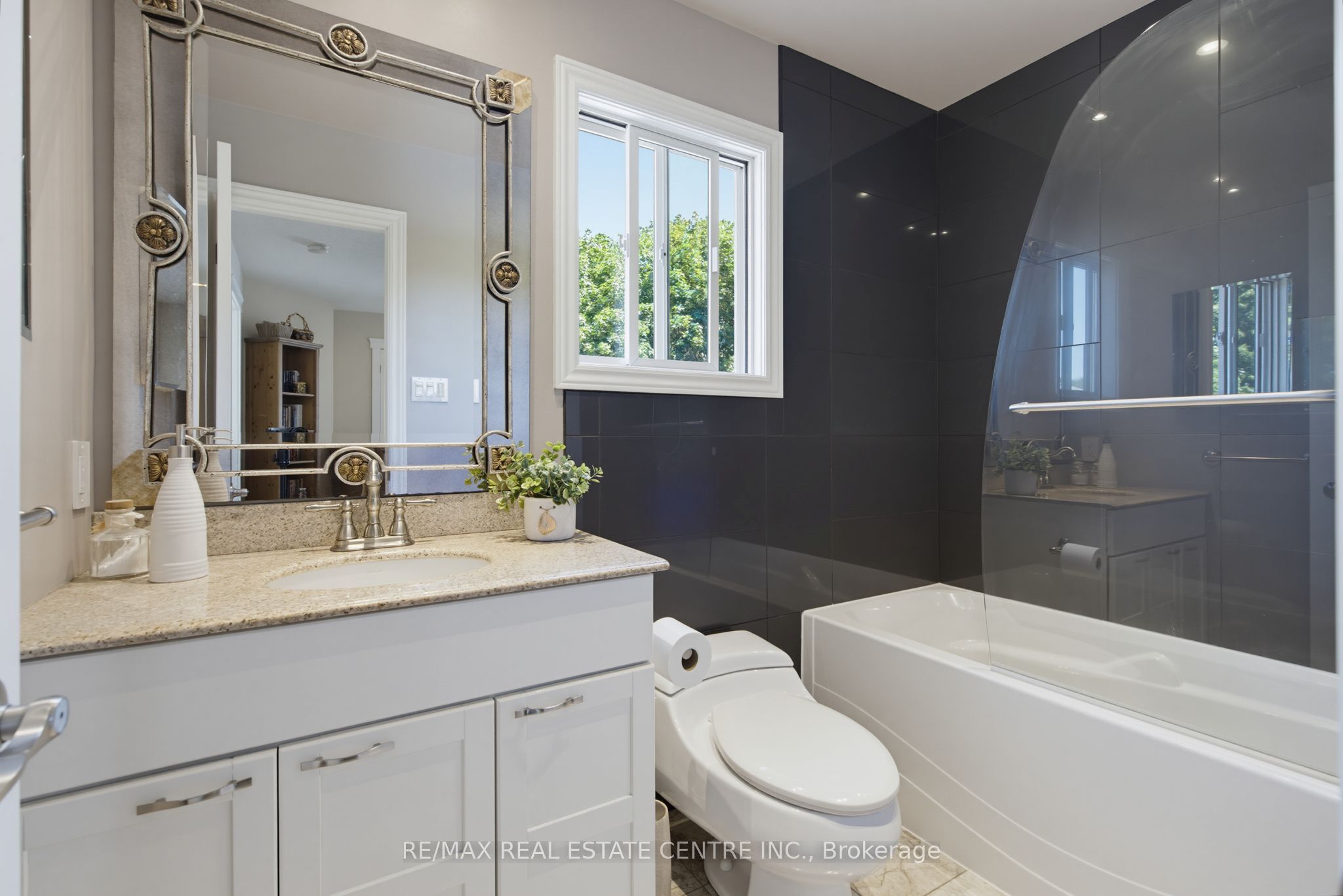 260 Lisa Marie Drive Property Photo 29